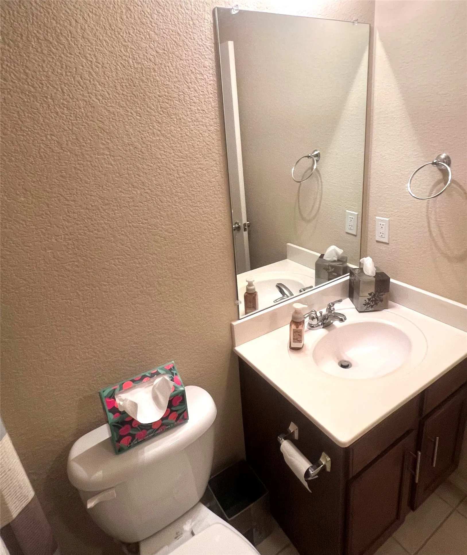 Single Family Residence For Sale in Denton County , 1417 Lone Pine Drive, Little Elm, Texas 75068, 3 Bedroom, 2 Bathroom, 2 Garage spaces, 1,507 Sqft, built in 2011, mls#21380541, Real Estate Agent in Little Elm, Homes For Sale in Denton county, Homes For Sale in Little Elm, Realtor in Little Elm Texas, Real Estate Brokerage Independent Realty Texas, Luminita Cordes Realtor