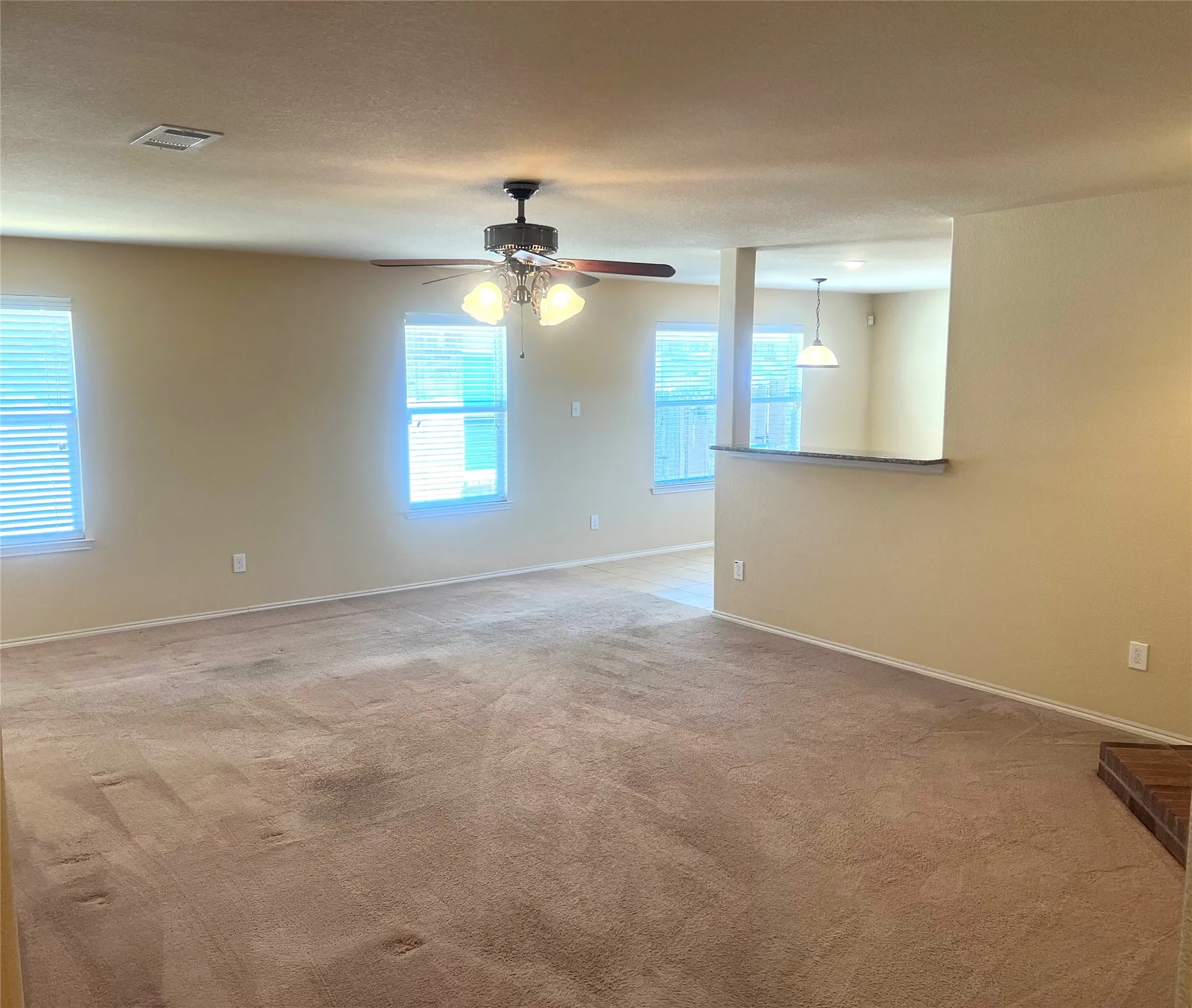 Single Family Residence For Sale in Denton County , 1417 Lone Pine Drive, Little Elm, Texas 75068, 3 Bedroom, 2 Bathroom, 2 Garage spaces, 1,507 Sqft, built in 2011, mls#21380541, Real Estate Agent in Little Elm, Homes For Sale in Denton county, Homes For Sale in Little Elm, Realtor in Little Elm Texas, Real Estate Brokerage Independent Realty Texas, Luminita Cordes Realtor
