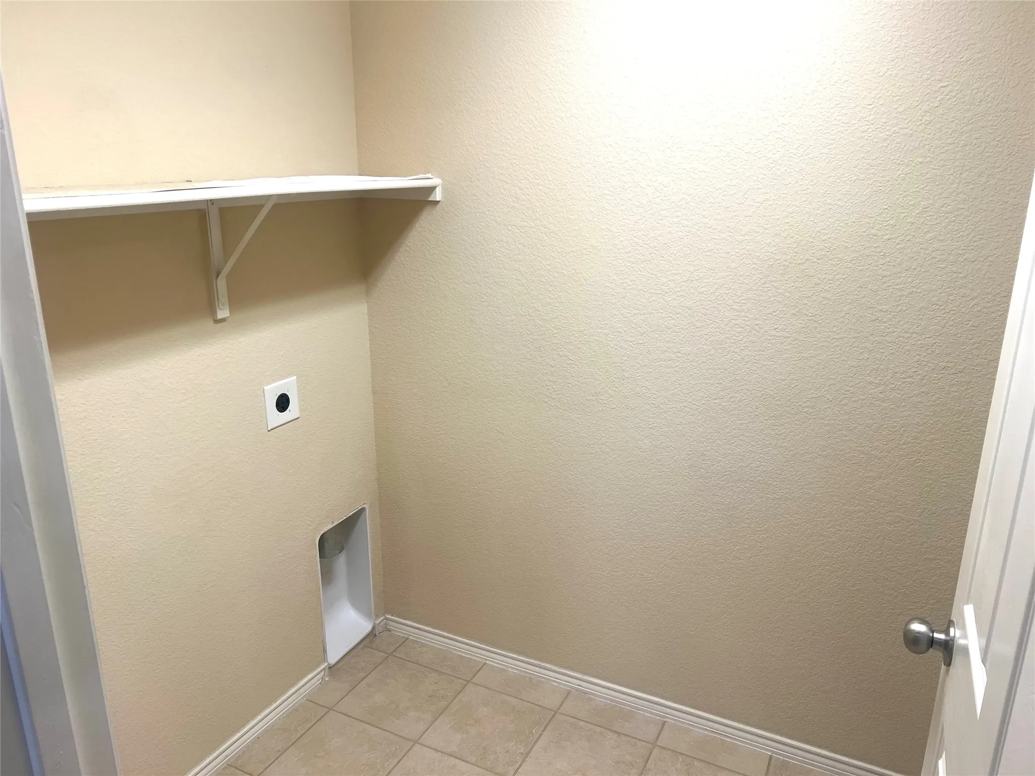 Single Family Residence For Sale in Denton County , 1417 Lone Pine Drive, Little Elm, Texas 75068, 3 Bedroom, 2 Bathroom, 2 Garage spaces, 1,507 Sqft, built in 2011, mls#21380541, Real Estate Agent in Little Elm, Homes For Sale in Denton county, Homes For Sale in Little Elm, Realtor in Little Elm Texas, Real Estate Brokerage Independent Realty Texas, Luminita Cordes Realtor