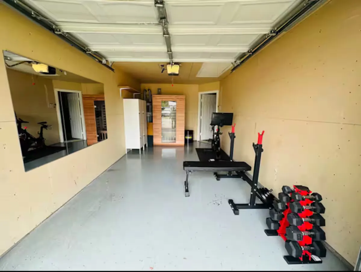 Single Family Residence For Sale in Dallas County , 6735 Webster Street, Dallas, Texas 75209, 3 Bedroom, 2 Bathroom, 1 Garage spaces, 1,187 Sqft, built in 2003, mls#21383744, Real Estate Agent in Dallas, Homes For Sale in Dallas county, Homes For Sale in Dallas, Realtor in Dallas Texas, Real Estate Brokerage Independent Realty Texas, Luminita Cordes Realtor