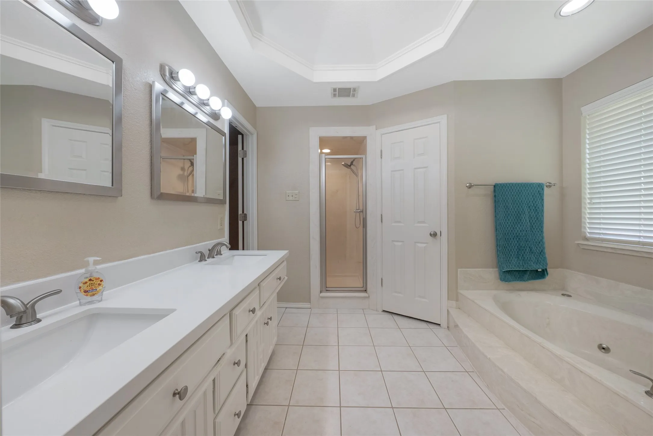 Single Family Residence For Sale in Collin County , 6500 Gatlin Place, Plano, Texas 75023, 4 Bedroom, 2 Bathroom, 2 Garage spaces, 1,887 Sqft, built in 1984, mls#21383469, Real Estate Agent in Plano, Homes For Sale in Collin county, Homes For Sale in Plano, Realtor in Plano Texas, Real Estate Brokerage Independent Realty Texas, Luminita Cordes Realtor