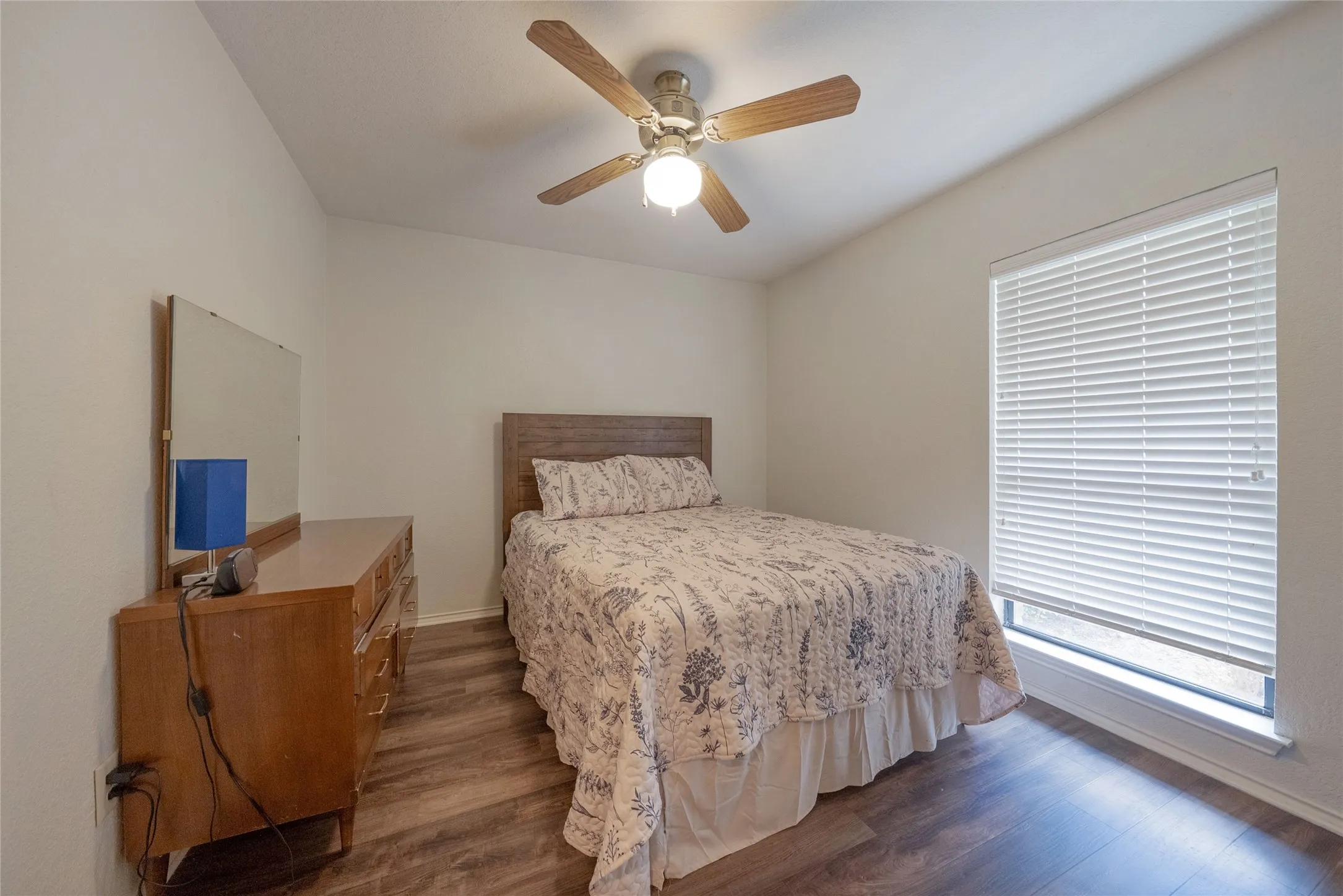 Single Family Residence For Sale in Collin County , 6500 Gatlin Place, Plano, Texas 75023, 4 Bedroom, 2 Bathroom, 2 Garage spaces, 1,887 Sqft, built in 1984, mls#21383469, Real Estate Agent in Plano, Homes For Sale in Collin county, Homes For Sale in Plano, Realtor in Plano Texas, Real Estate Brokerage Independent Realty Texas, Luminita Cordes Realtor
