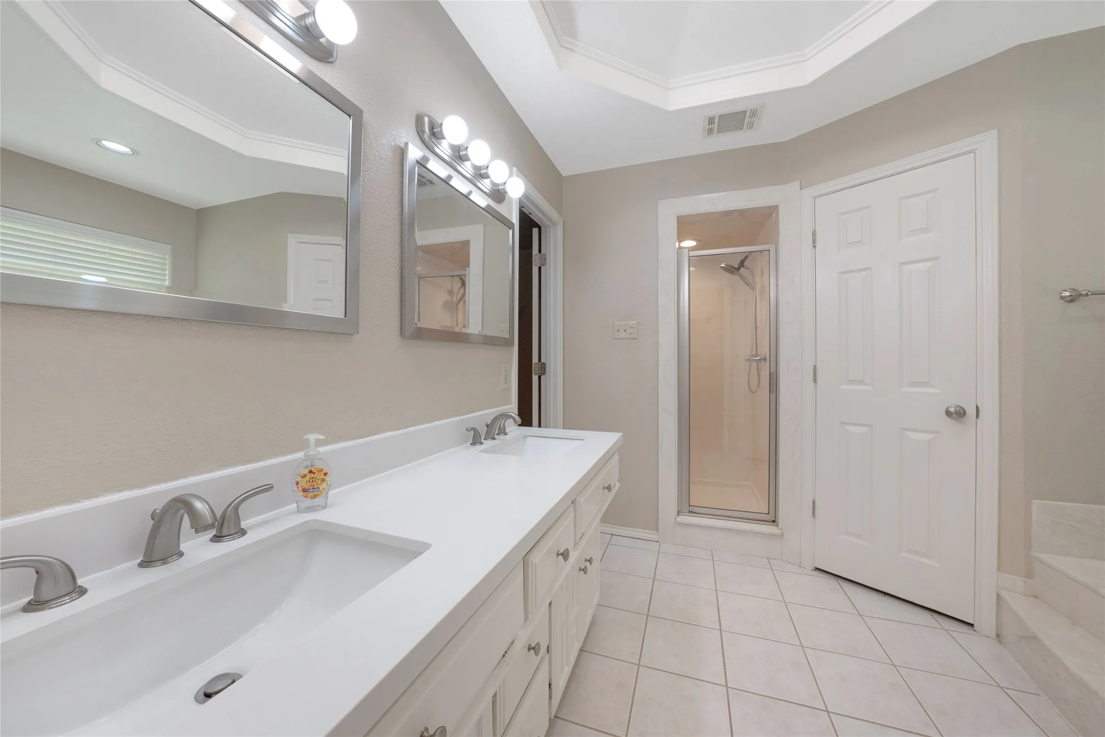 Single Family Residence For Sale in Collin County , 6500 Gatlin Place, Plano, Texas 75023, 4 Bedroom, 2 Bathroom, 2 Garage spaces, 1,887 Sqft, built in 1984, mls#21383469, Real Estate Agent in Plano, Homes For Sale in Collin county, Homes For Sale in Plano, Realtor in Plano Texas, Real Estate Brokerage Independent Realty Texas, Luminita Cordes Realtor