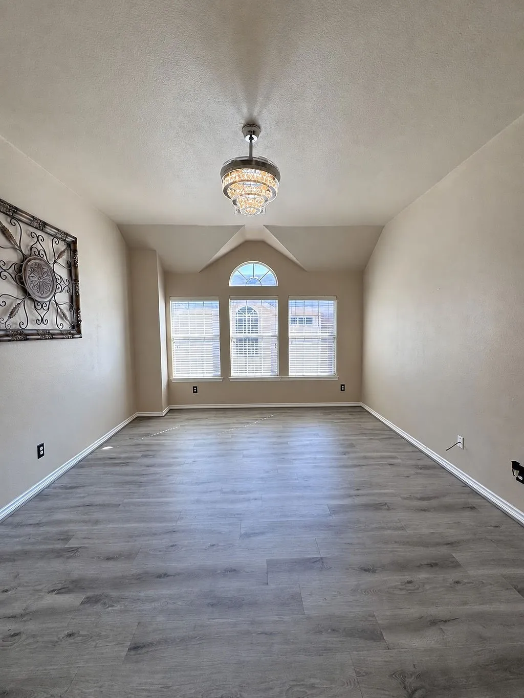 OR MEDIA ROOM