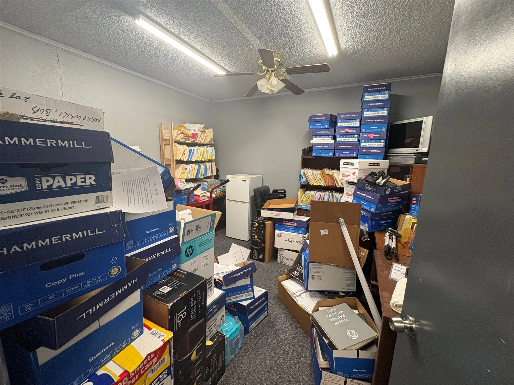 Office For Sale in Grayson County , 905 N Travis Street, Sherman, Texas 75090, 0, 0, Garage spaces, 0 Sqft, built in 1960, mls#21383720, Real Estate Agent in Sherman, Homes For Sale in Grayson county, Homes For Sale in Sherman, Realtor in Sherman Texas, Real Estate Brokerage Independent Realty Texas, Luminita Cordes Realtor