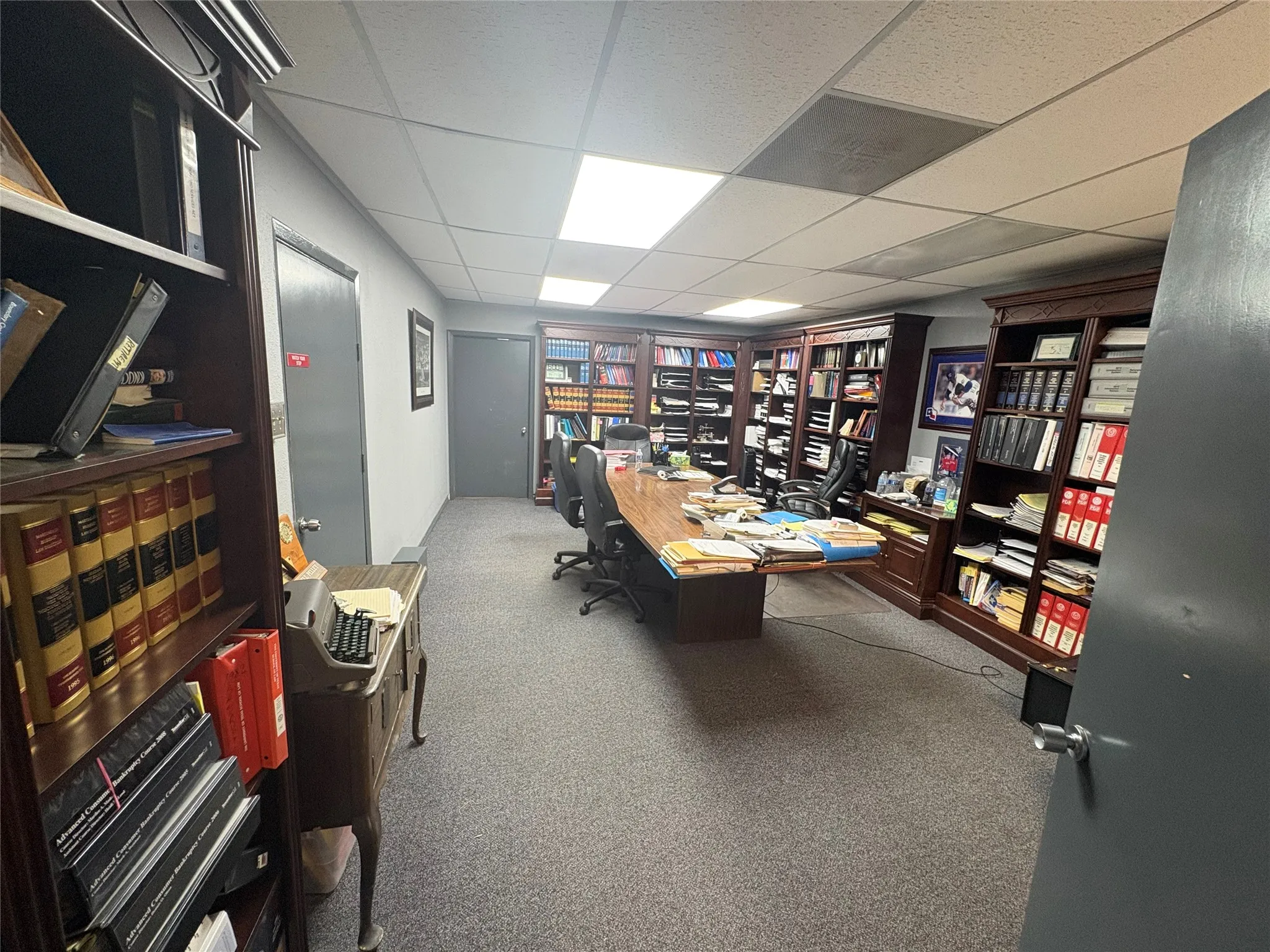 Office For Sale in Grayson County , 905 N Travis Street, Sherman, Texas 75090, 0, 0, Garage spaces, 0 Sqft, built in 1960, mls#21383720, Real Estate Agent in Sherman, Homes For Sale in Grayson county, Homes For Sale in Sherman, Realtor in Sherman Texas, Real Estate Brokerage Independent Realty Texas, Luminita Cordes Realtor