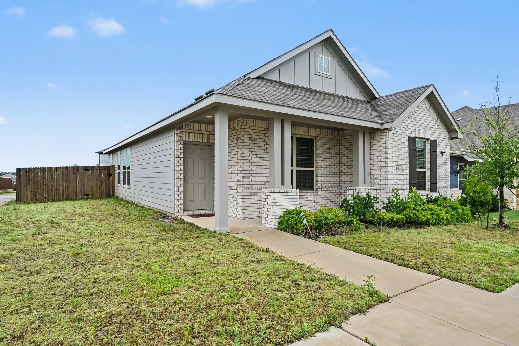Single Family Residence For Rent in Tarrant County , 11013 Firebrush Lane, Fort Worth, Texas 76108, 3 Bedroom, 2 Bathroom, 2 Garage spaces, 1,588 Sqft, built in 2022, mls#21383755, Real Estate Agent in Fort Worth, Homes For Rent in Tarrant county, Homes For Rent in Fort Worth, Realtor in Fort Worth Texas, Real Estate Brokerage Independent Realty Texas, Luminita Cordes Realtor