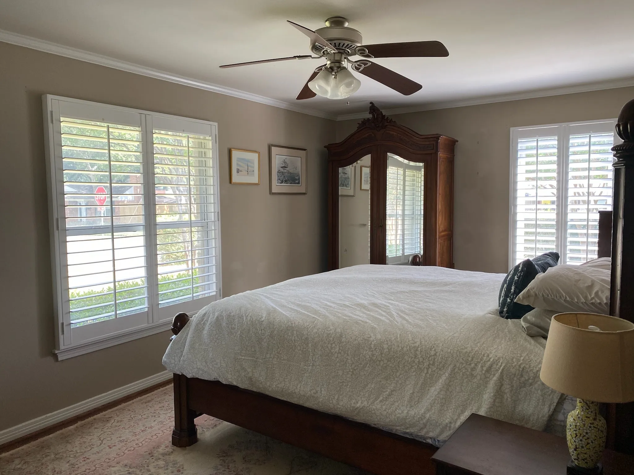Single Family Residence For Rent in Dallas County , 9607 Lakemont Drive, Dallas, Texas 75220, 2 Bedroom, 1 Bathroom, 1 Garage spaces, 1,256 Sqft, built in 1951, mls#21381139, Real Estate Agent in Dallas, Homes For Rent in Dallas county, Homes For Rent in Dallas, Realtor in Dallas Texas, Real Estate Brokerage Independent Realty Texas, Luminita Cordes Realtor