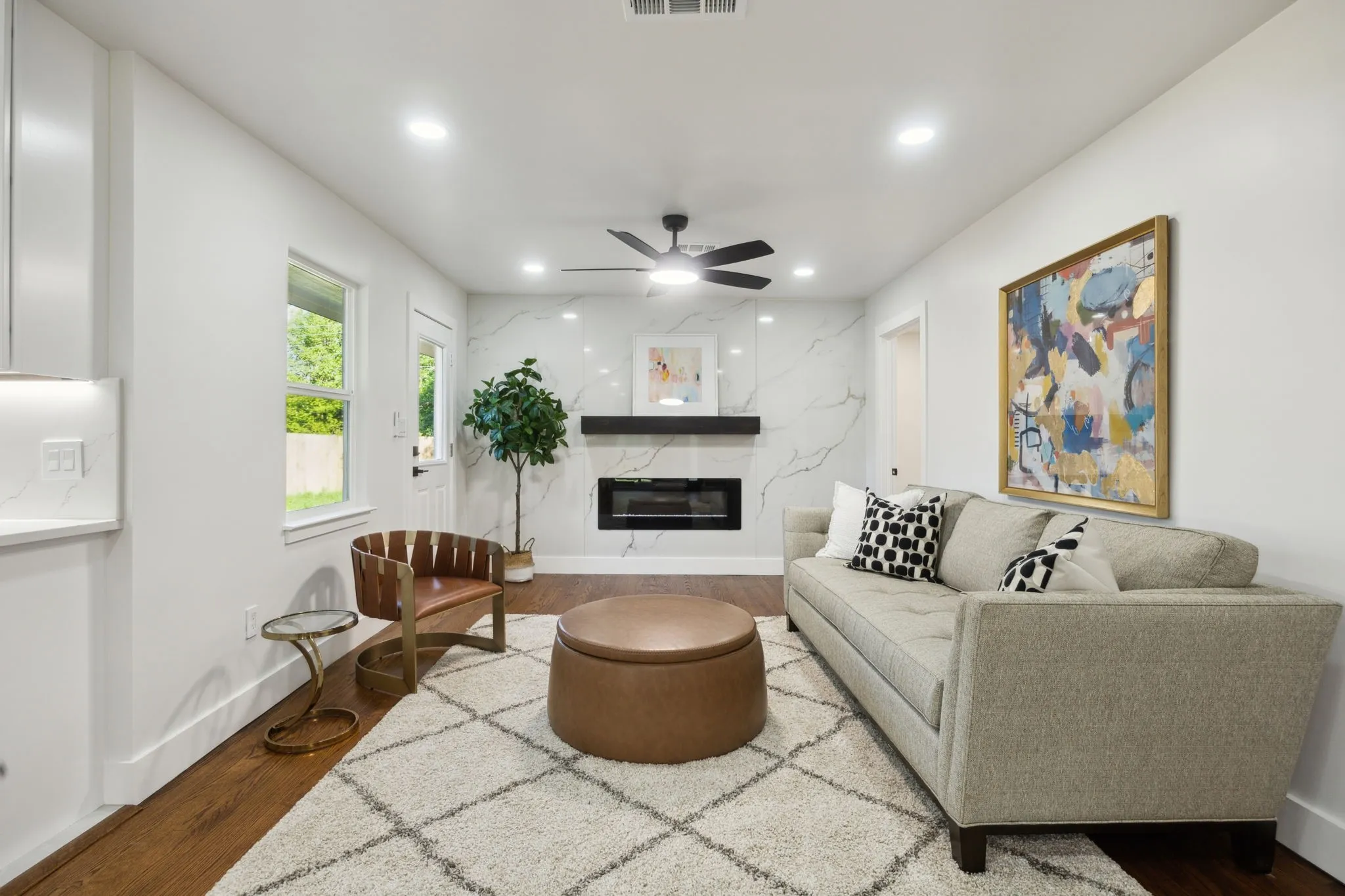 Single Family Residence For Rent in Dallas County , 10228 San Juan Avenue, Dallas, Texas 75228, 3 Bedroom, 2 Bathroom, 1 Garage spaces, 1,724 Sqft, built in 1954, mls#21383702, Real Estate Agent in Dallas, Homes For Rent in Dallas county, Homes For Rent in Dallas, Realtor in Dallas Texas, Real Estate Brokerage Independent Realty Texas, Luminita Cordes Realtor