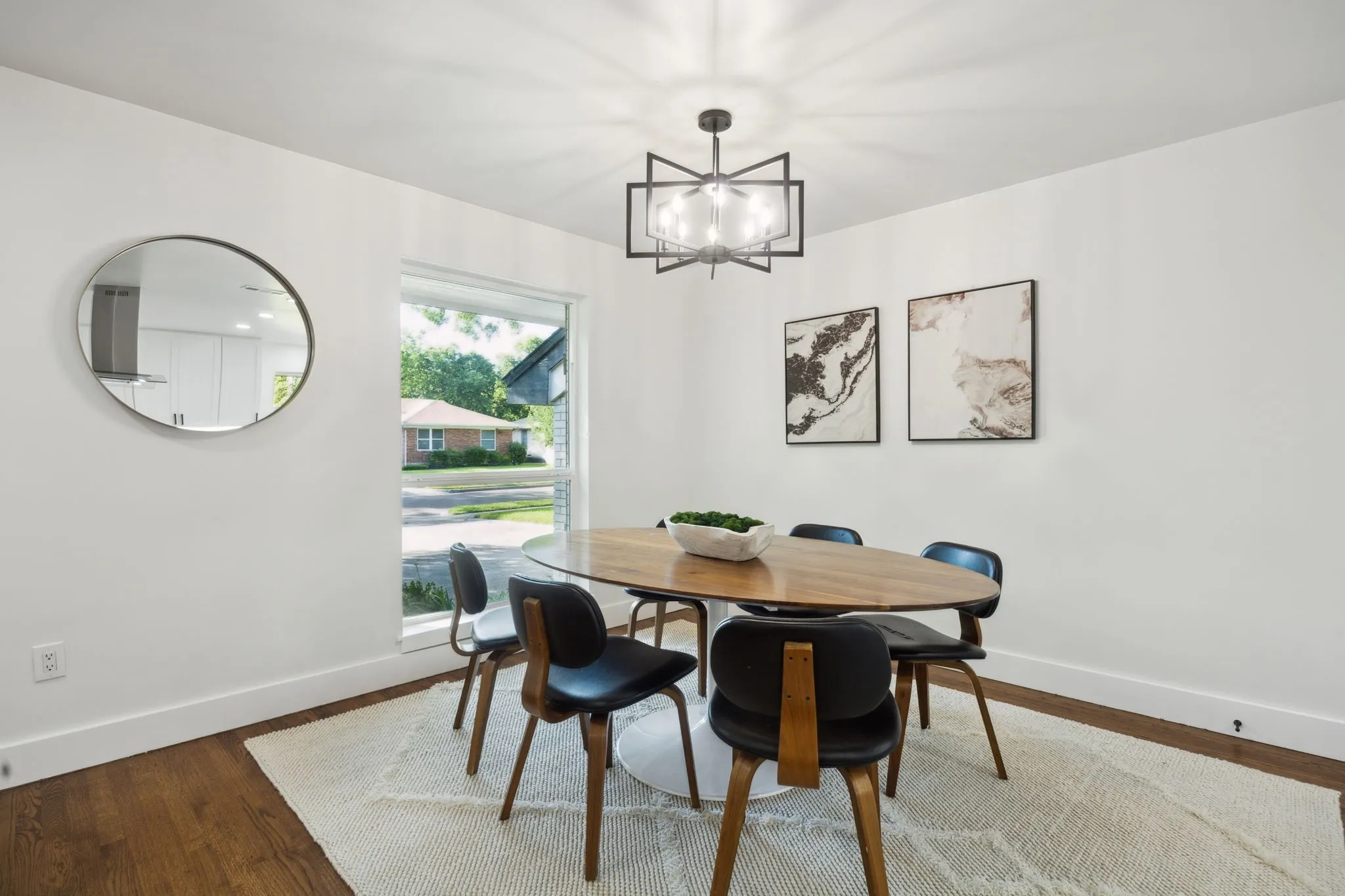 Single Family Residence For Rent in Dallas County , 10228 San Juan Avenue, Dallas, Texas 75228, 3 Bedroom, 2 Bathroom, 1 Garage spaces, 1,724 Sqft, built in 1954, mls#21383702, Real Estate Agent in Dallas, Homes For Rent in Dallas county, Homes For Rent in Dallas, Realtor in Dallas Texas, Real Estate Brokerage Independent Realty Texas, Luminita Cordes Realtor