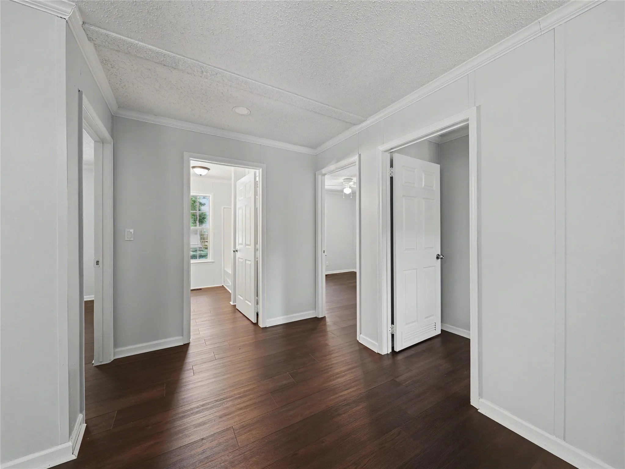 Mobile Home For Sale in Parker County , 109 Summers Circle, Azle, Texas 76020, 4 Bedroom, 2 Bathroom, Garage spaces, 2,128 Sqft, built in 2004, mls#21381593, Real Estate Agent in Azle, Homes For Sale in Parker county, Homes For Sale in Azle, Realtor in Azle Texas, Real Estate Brokerage Independent Realty Texas, Luminita Cordes Realtor