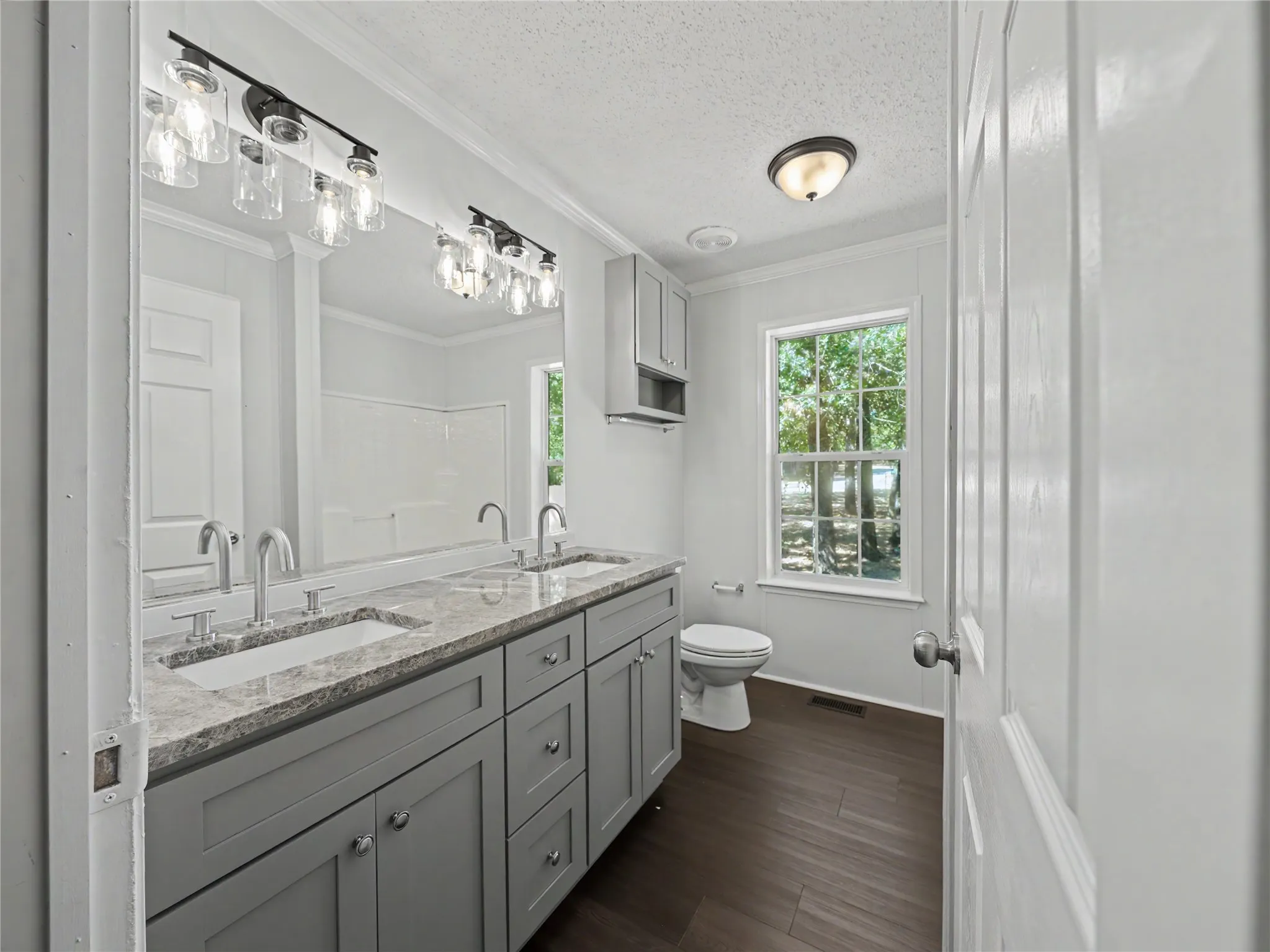 Mobile Home For Sale in Parker County , 109 Summers Circle, Azle, Texas 76020, 4 Bedroom, 2 Bathroom, Garage spaces, 2,128 Sqft, built in 2004, mls#21381593, Real Estate Agent in Azle, Homes For Sale in Parker county, Homes For Sale in Azle, Realtor in Azle Texas, Real Estate Brokerage Independent Realty Texas, Luminita Cordes Realtor