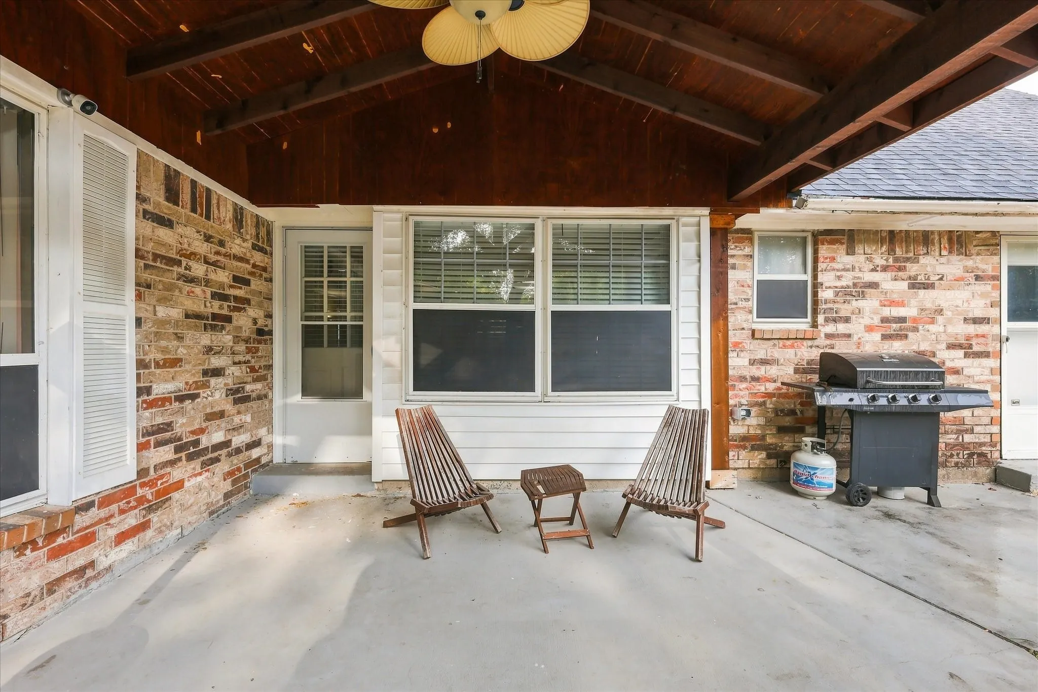 Single Family Residence For Sale in Dallas County , 919 Green Hills Road, Duncanville, Texas 75137, 5 Bedroom, 5 Bathroom, 2 Garage spaces, 3,141 Sqft, built in 1975, mls#21382953, Real Estate Agent in Duncanville, Homes For Sale in Dallas county, Homes For Sale in Duncanville, Realtor in Duncanville Texas, Real Estate Brokerage Independent Realty Texas, Luminita Cordes Realtor