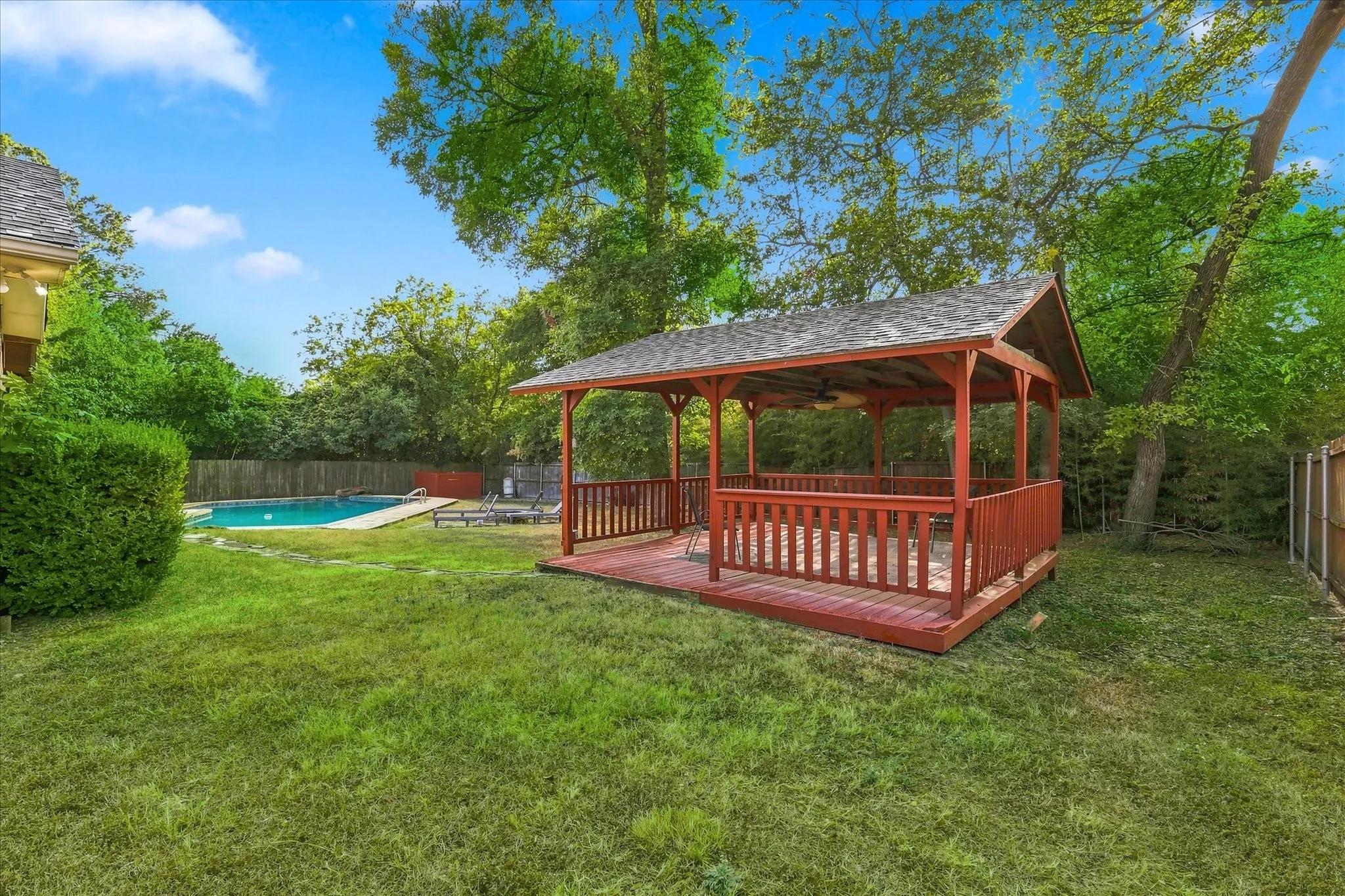 Single Family Residence For Sale in Dallas County , 919 Green Hills Road, Duncanville, Texas 75137, 5 Bedroom, 5 Bathroom, 2 Garage spaces, 3,141 Sqft, built in 1975, mls#21382953, Real Estate Agent in Duncanville, Homes For Sale in Dallas county, Homes For Sale in Duncanville, Realtor in Duncanville Texas, Real Estate Brokerage Independent Realty Texas, Luminita Cordes Realtor