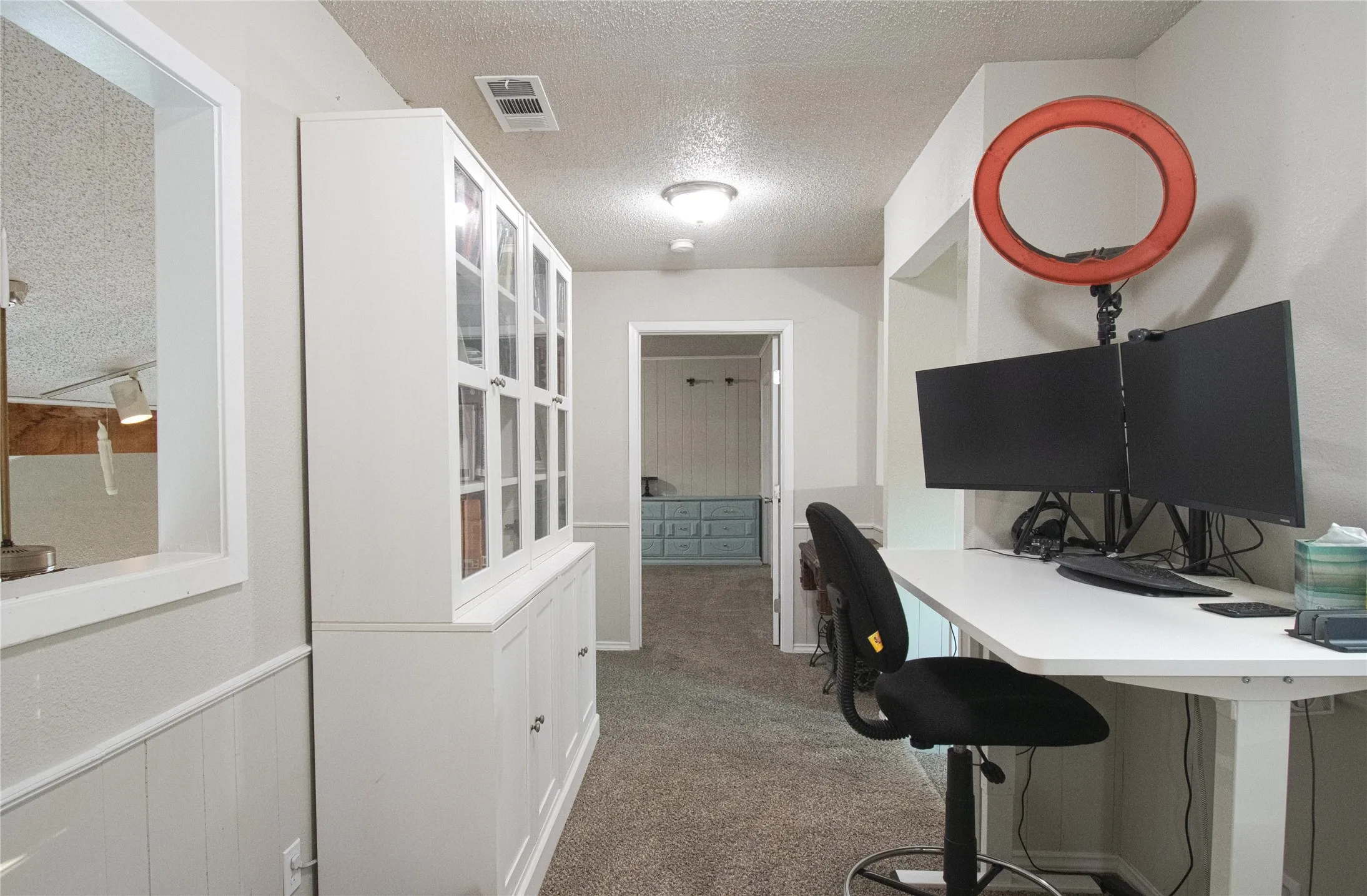 Single Family Residence For Sale in Denton County , 124 Freese Drive, Sanger, Texas 76266, 4 Bedroom, 3 Bathroom, 2 Garage spaces, 2,991 Sqft, built in 1986, mls#21382793, Real Estate Agent in Sanger, Homes For Sale in Denton county, Homes For Sale in Sanger, Realtor in Sanger Texas, Real Estate Brokerage Independent Realty Texas, Luminita Cordes Realtor