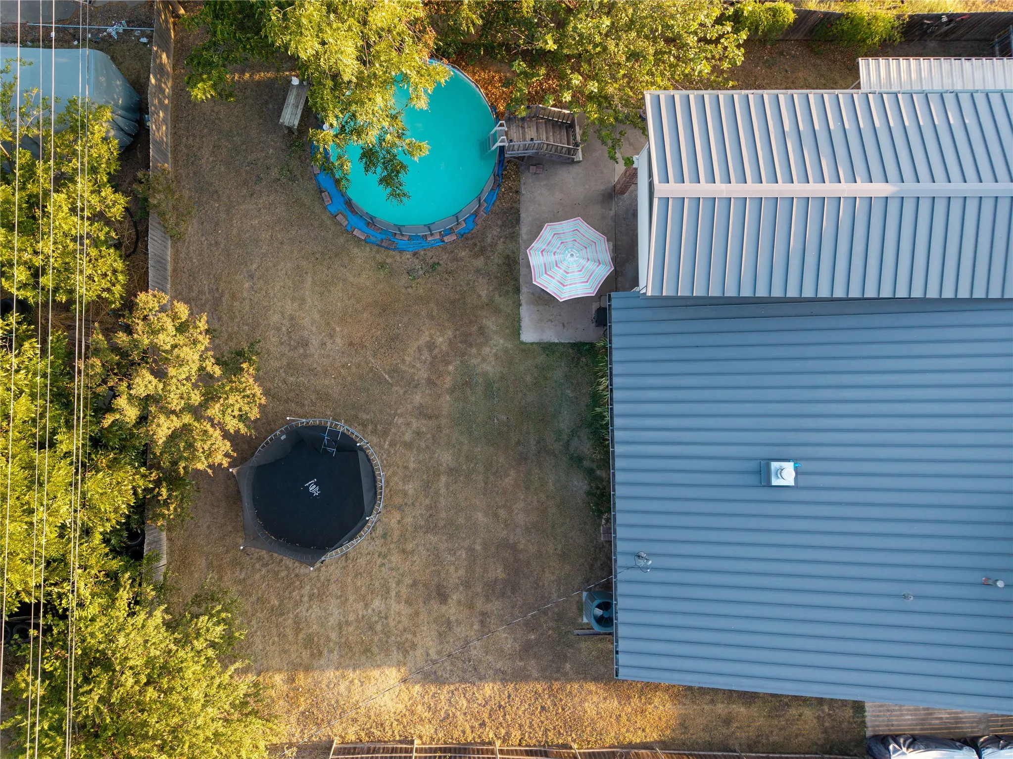 Single Family Residence For Sale in Denton County , 124 Freese Drive, Sanger, Texas 76266, 4 Bedroom, 3 Bathroom, 2 Garage spaces, 2,991 Sqft, built in 1986, mls#21382793, Real Estate Agent in Sanger, Homes For Sale in Denton county, Homes For Sale in Sanger, Realtor in Sanger Texas, Real Estate Brokerage Independent Realty Texas, Luminita Cordes Realtor