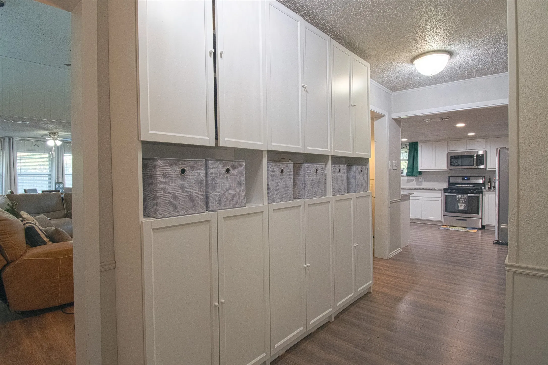 Entry way