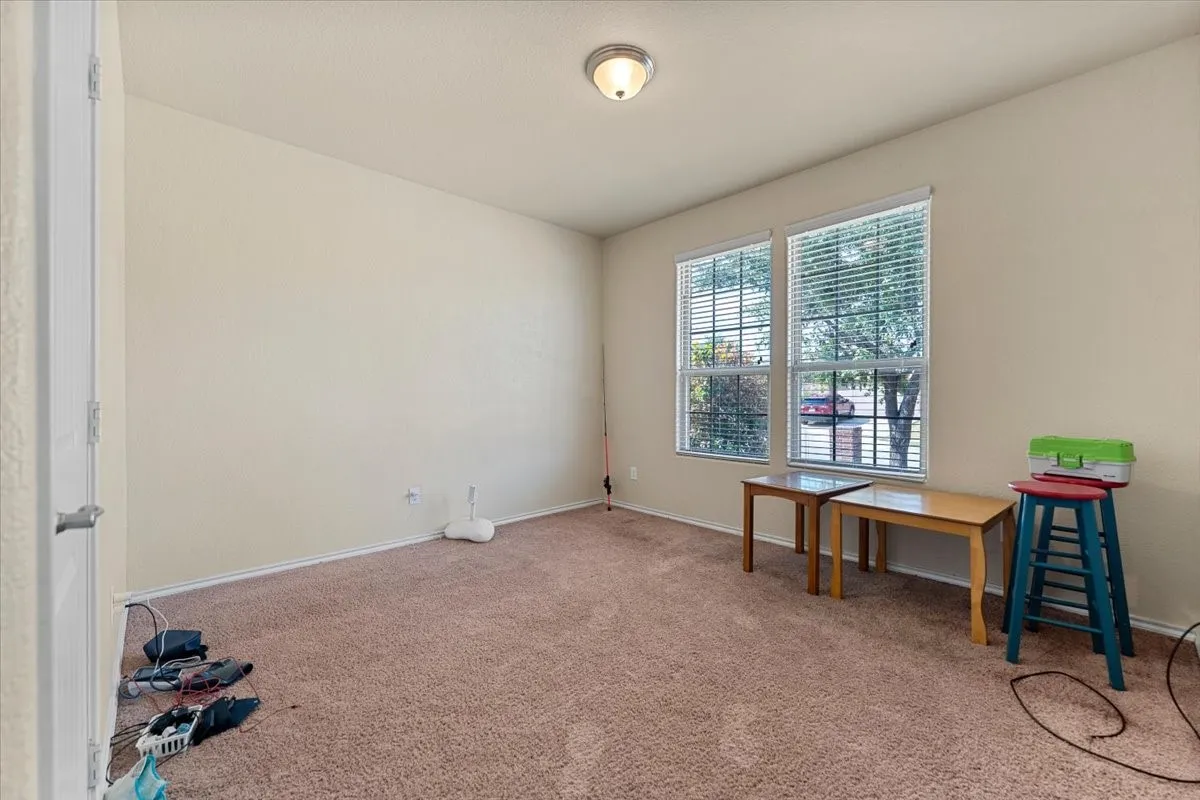 Single Family Residence For Rent in Tarrant County , 1816 Placitas Trail, Fort Worth, Texas 76131, 4 Bedroom, 2 Bathroom, 2 Garage spaces, 2,193 Sqft, built in 2015, mls#21383767, Real Estate Agent in Fort Worth, Homes For Rent in Tarrant county, Homes For Rent in Fort Worth, Realtor in Fort Worth Texas, Real Estate Brokerage Independent Realty Texas, Luminita Cordes Realtor