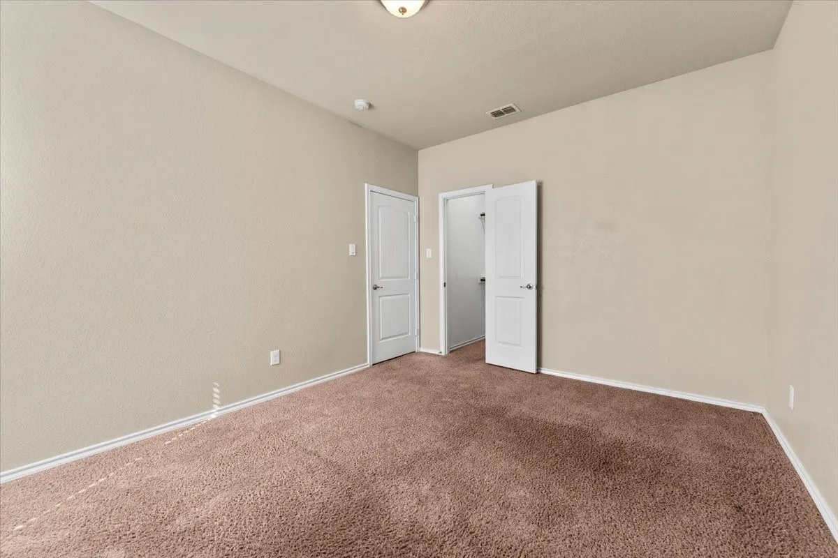 Single Family Residence For Rent in Tarrant County , 1816 Placitas Trail, Fort Worth, Texas 76131, 4 Bedroom, 2 Bathroom, 2 Garage spaces, 2,193 Sqft, built in 2015, mls#21383767, Real Estate Agent in Fort Worth, Homes For Rent in Tarrant county, Homes For Rent in Fort Worth, Realtor in Fort Worth Texas, Real Estate Brokerage Independent Realty Texas, Luminita Cordes Realtor