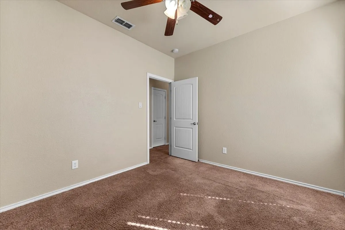 Single Family Residence For Rent in Tarrant County , 1816 Placitas Trail, Fort Worth, Texas 76131, 4 Bedroom, 2 Bathroom, 2 Garage spaces, 2,193 Sqft, built in 2015, mls#21383767, Real Estate Agent in Fort Worth, Homes For Rent in Tarrant county, Homes For Rent in Fort Worth, Realtor in Fort Worth Texas, Real Estate Brokerage Independent Realty Texas, Luminita Cordes Realtor