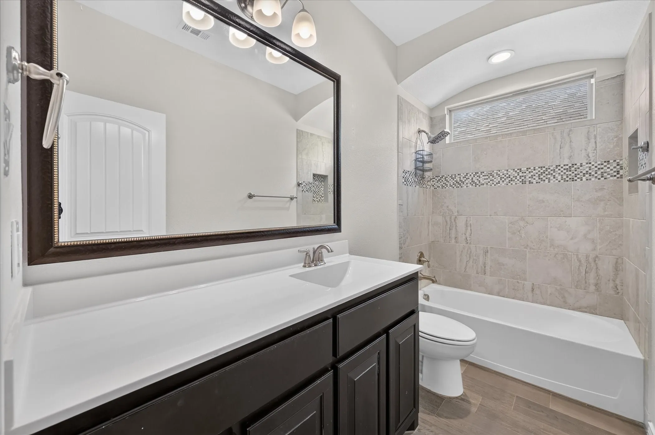 Single Family Residence For Sale in Denton County , 904 Dove Cove, Argyle, Texas 76226, 4 Bedroom, 2 Bathroom, 2 Garage spaces, 2,040 Sqft, built in 2018, mls#21382792, Real Estate Agent in Argyle, Homes For Sale in Denton county, Homes For Sale in Argyle, Realtor in Argyle Texas, Real Estate Brokerage Independent Realty Texas, Luminita Cordes Realtor