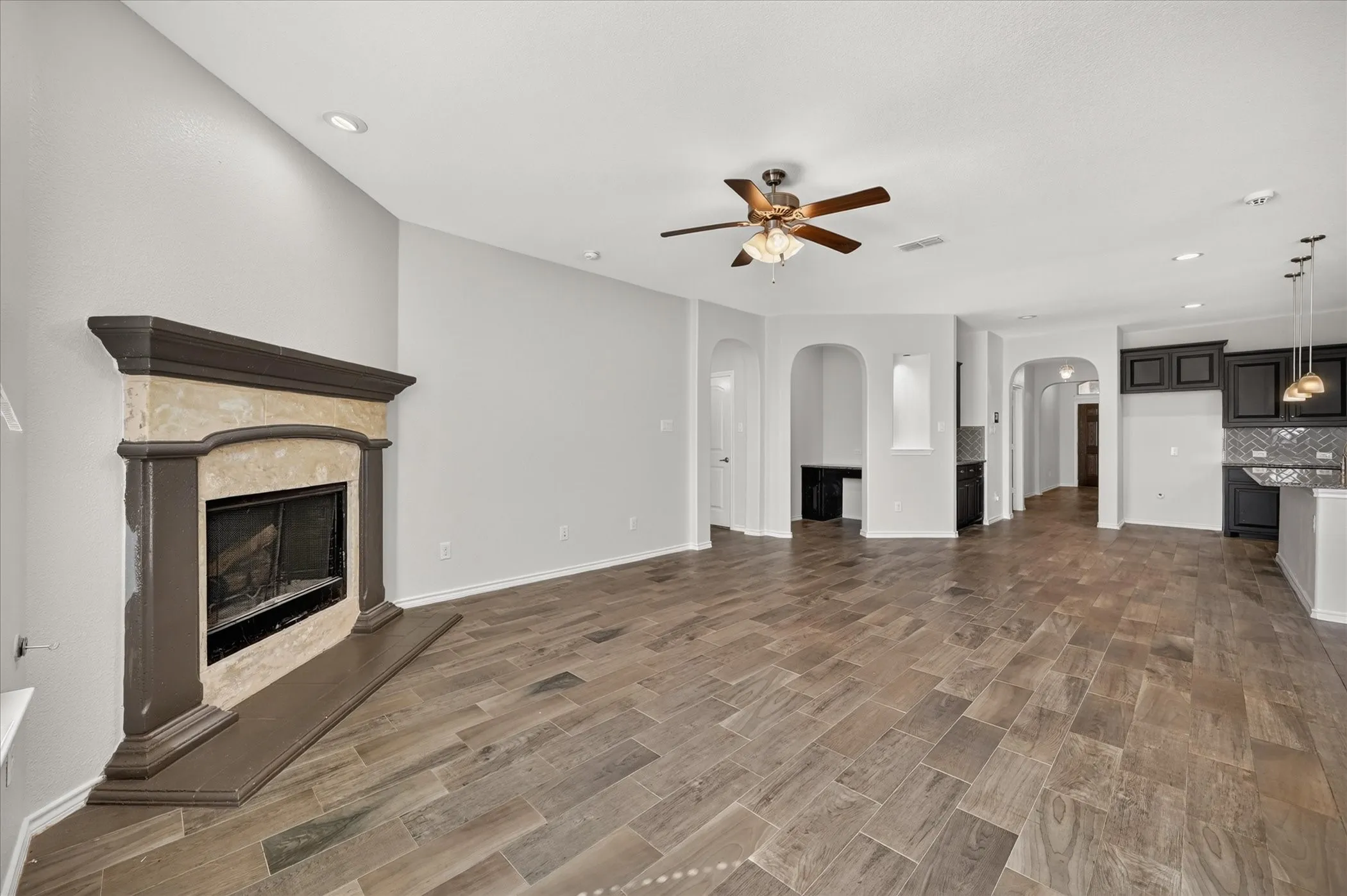 Single Family Residence For Sale in Denton County , 904 Dove Cove, Argyle, Texas 76226, 4 Bedroom, 2 Bathroom, 2 Garage spaces, 2,040 Sqft, built in 2018, mls#21382792, Real Estate Agent in Argyle, Homes For Sale in Denton county, Homes For Sale in Argyle, Realtor in Argyle Texas, Real Estate Brokerage Independent Realty Texas, Luminita Cordes Realtor