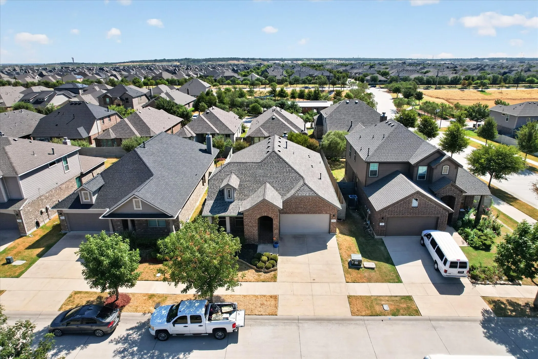 Single Family Residence For Sale in Denton County , 904 Dove Cove, Argyle, Texas 76226, 4 Bedroom, 2 Bathroom, 2 Garage spaces, 2,040 Sqft, built in 2018, mls#21382792, Real Estate Agent in Argyle, Homes For Sale in Denton county, Homes For Sale in Argyle, Realtor in Argyle Texas, Real Estate Brokerage Independent Realty Texas, Luminita Cordes Realtor