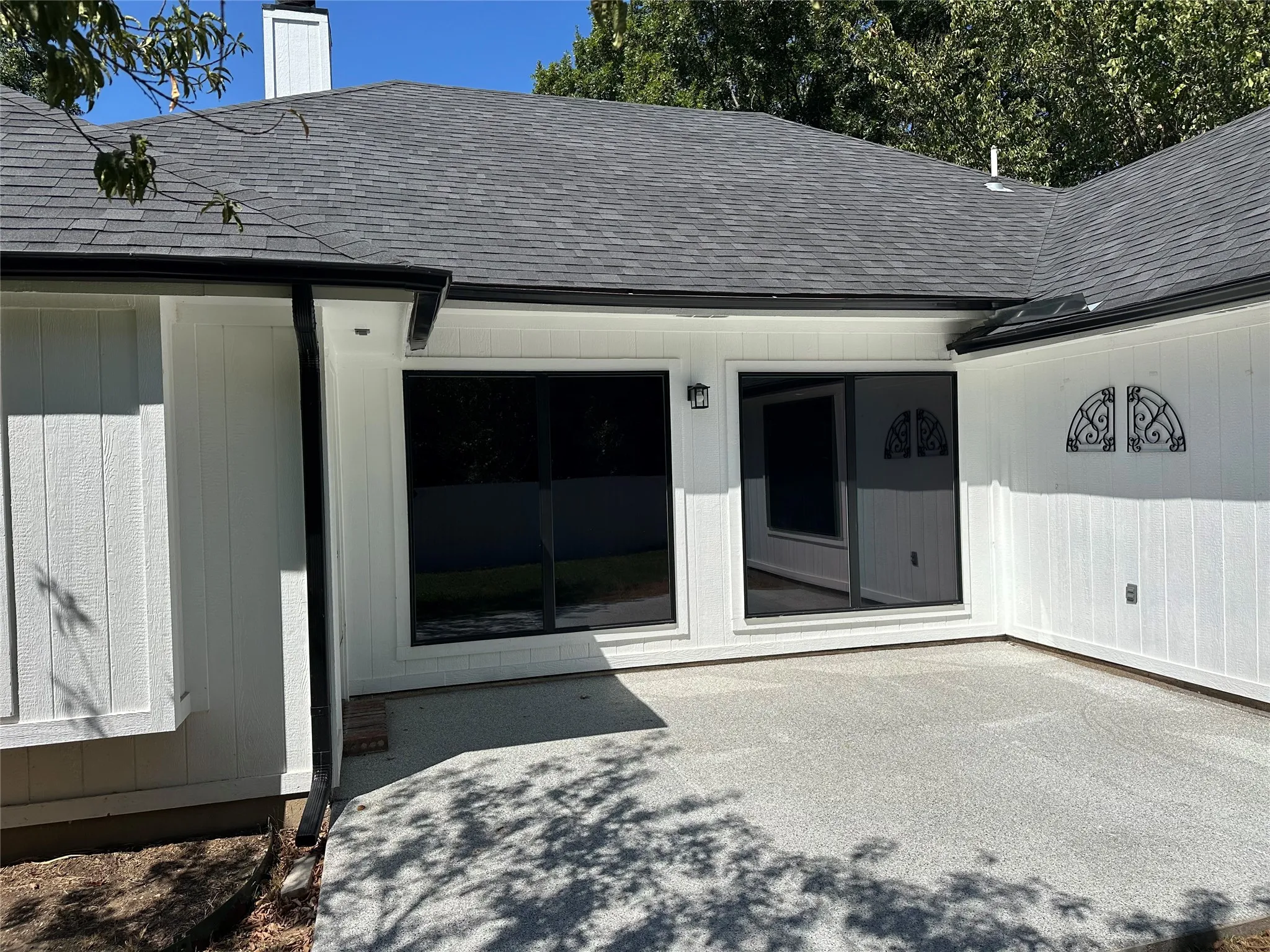 Single Family Residence For Sale in Dallas County , 841 Collins Boulevard, Cedar Hill, Texas 75104, 3 Bedroom, 2 Bathroom, 2 Garage spaces, 1,592 Sqft, built in 1987, mls#21383769, Real Estate Agent in Cedar Hill, Homes For Sale in Dallas county, Homes For Sale in Cedar Hill, Realtor in Cedar Hill Texas, Real Estate Brokerage Independent Realty Texas, Luminita Cordes Realtor