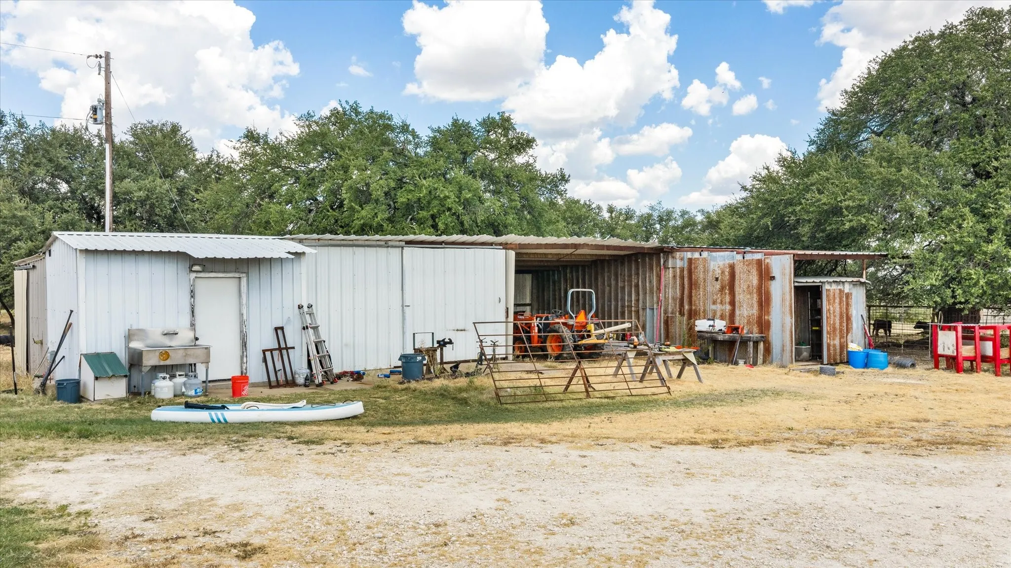 Single Family Residence For Sale in Somervell County , 4184 Highway 144, Glen Rose, Texas 76043, 3 Bedroom, 2 Bathroom, Garage spaces, 2,453 Sqft, built in 1992, mls#21382519, Real Estate Agent in Glen Rose, Homes For Sale in Somervell county, Homes For Sale in Glen Rose, Realtor in Glen Rose Texas, Real Estate Brokerage Independent Realty Texas, Luminita Cordes Realtor