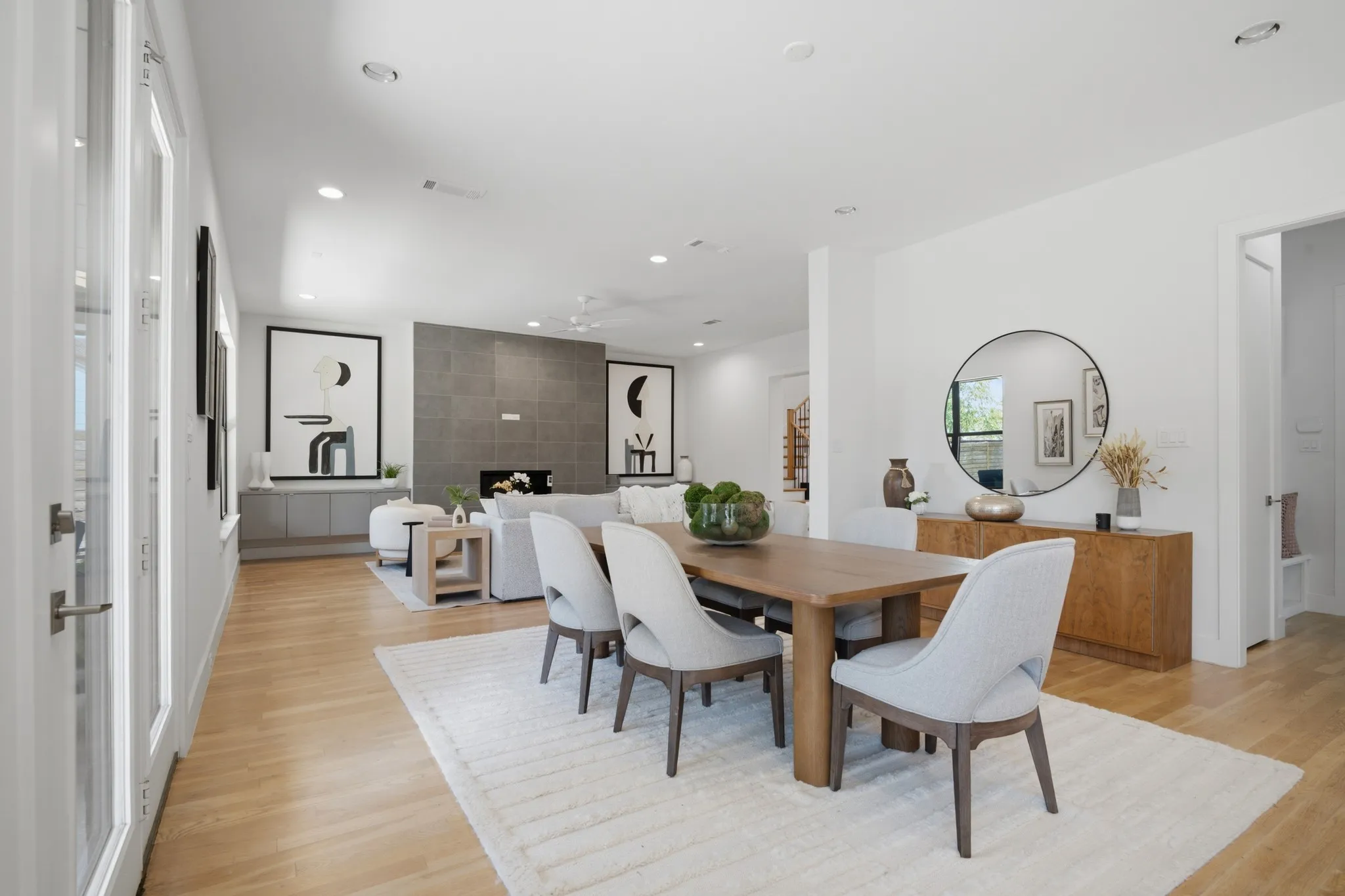 Single Family Residence For Sale in Dallas County , 4634 Newmore Avenue, Dallas, Texas 75209, 4 Bedroom, 3 Bathroom, 2 Garage spaces, 3,016 Sqft, built in 2016, mls#21383556, Real Estate Agent in Dallas, Homes For Sale in Dallas county, Homes For Sale in Dallas, Realtor in Dallas Texas, Real Estate Brokerage Independent Realty Texas, Luminita Cordes Realtor