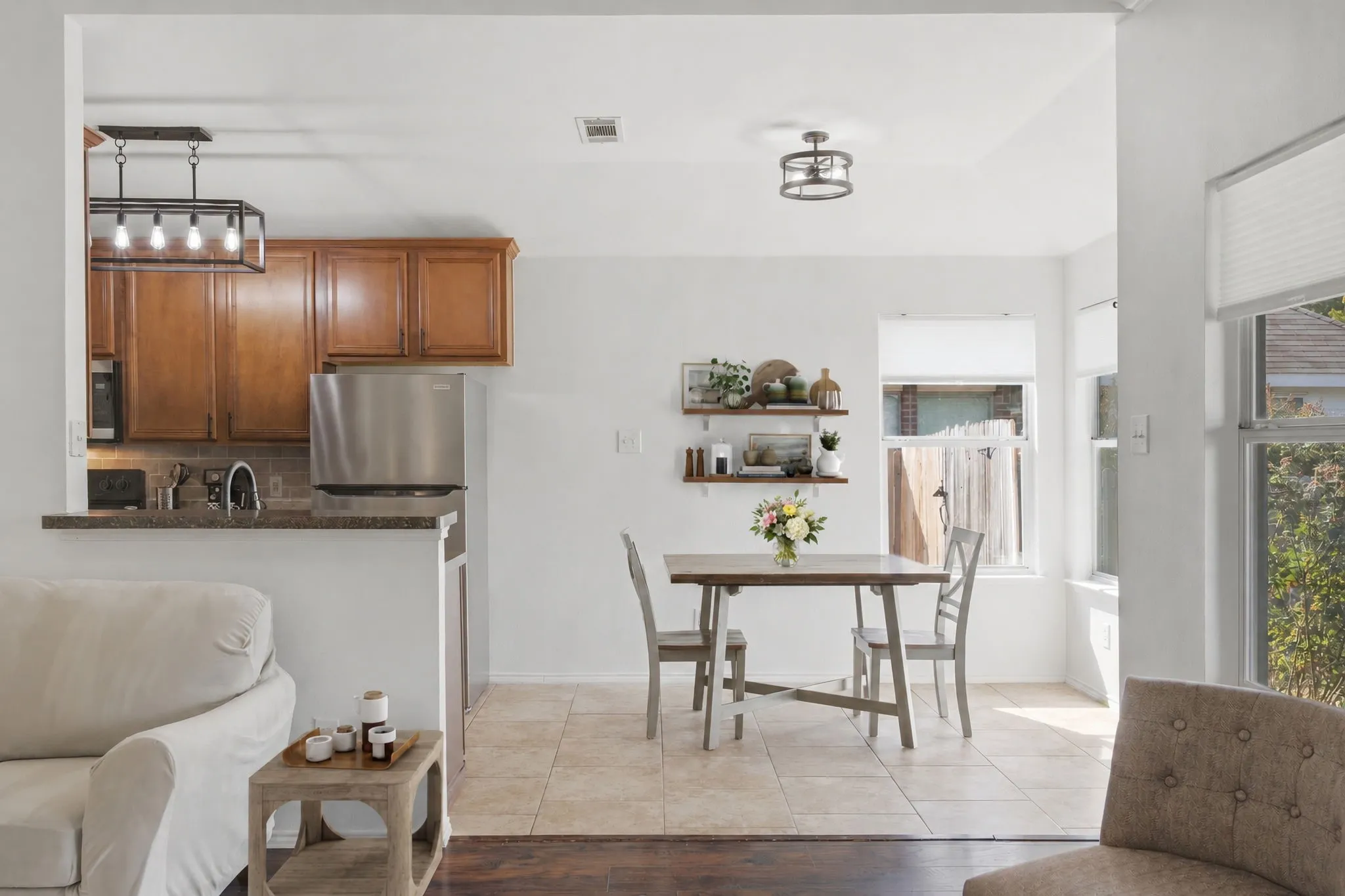 Single Family Residence For Sale in Collin County , 412 Harvard Drive, Princeton, Texas 75407, 3 Bedroom, 2 Bathroom, 2 Garage spaces, 1,309 Sqft, built in 2005, mls#21381667, Real Estate Agent in Princeton, Homes For Sale in Collin county, Homes For Sale in Princeton, Realtor in Princeton Texas, Real Estate Brokerage Independent Realty Texas, Luminita Cordes Realtor
