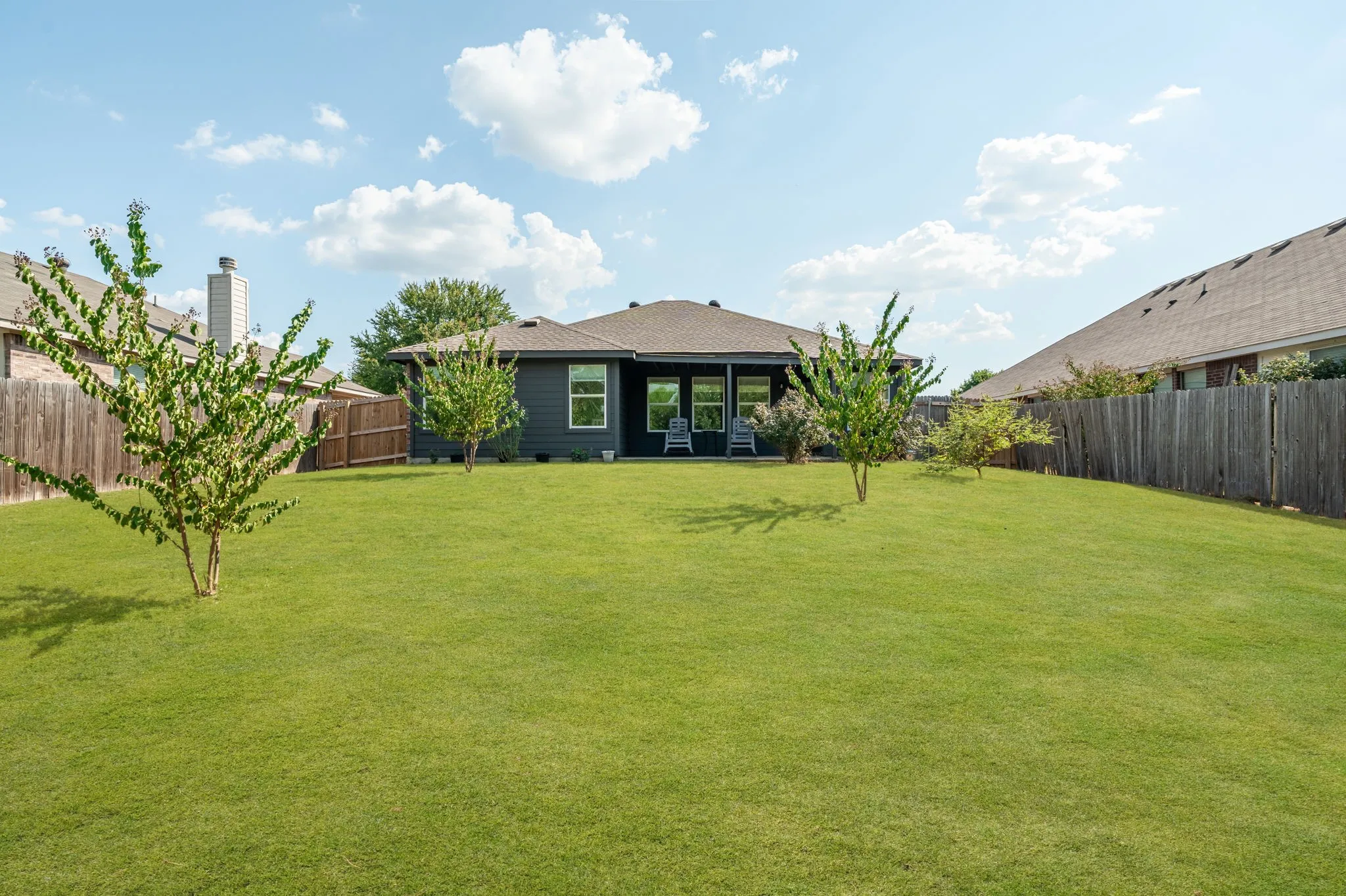 Single Family Residence For Sale in Collin County , 412 Harvard Drive, Princeton, Texas 75407, 3 Bedroom, 2 Bathroom, 2 Garage spaces, 1,309 Sqft, built in 2005, mls#21381667, Real Estate Agent in Princeton, Homes For Sale in Collin county, Homes For Sale in Princeton, Realtor in Princeton Texas, Real Estate Brokerage Independent Realty Texas, Luminita Cordes Realtor
