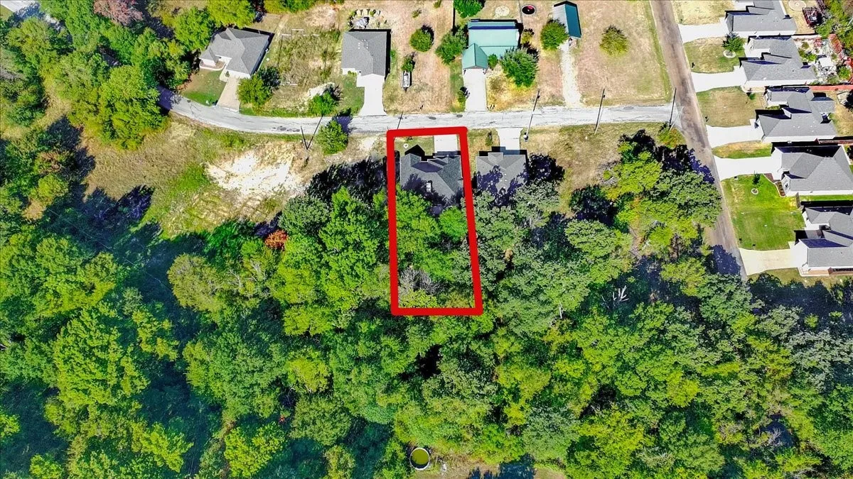 Single Family Residence For Sale in Henderson County , 460 Admiral Drive, Gun Barrel City, Texas 75156, 3 Bedroom, 2 Bathroom, 2 Garage spaces, 1,794 Sqft, built in 2010, mls#21380968, Real Estate Agent in Gun Barrel City, Homes For Sale in Henderson county, Homes For Sale in Gun Barrel City, Realtor in Gun Barrel City Texas, Real Estate Brokerage Independent Realty Texas, Luminita Cordes Realtor