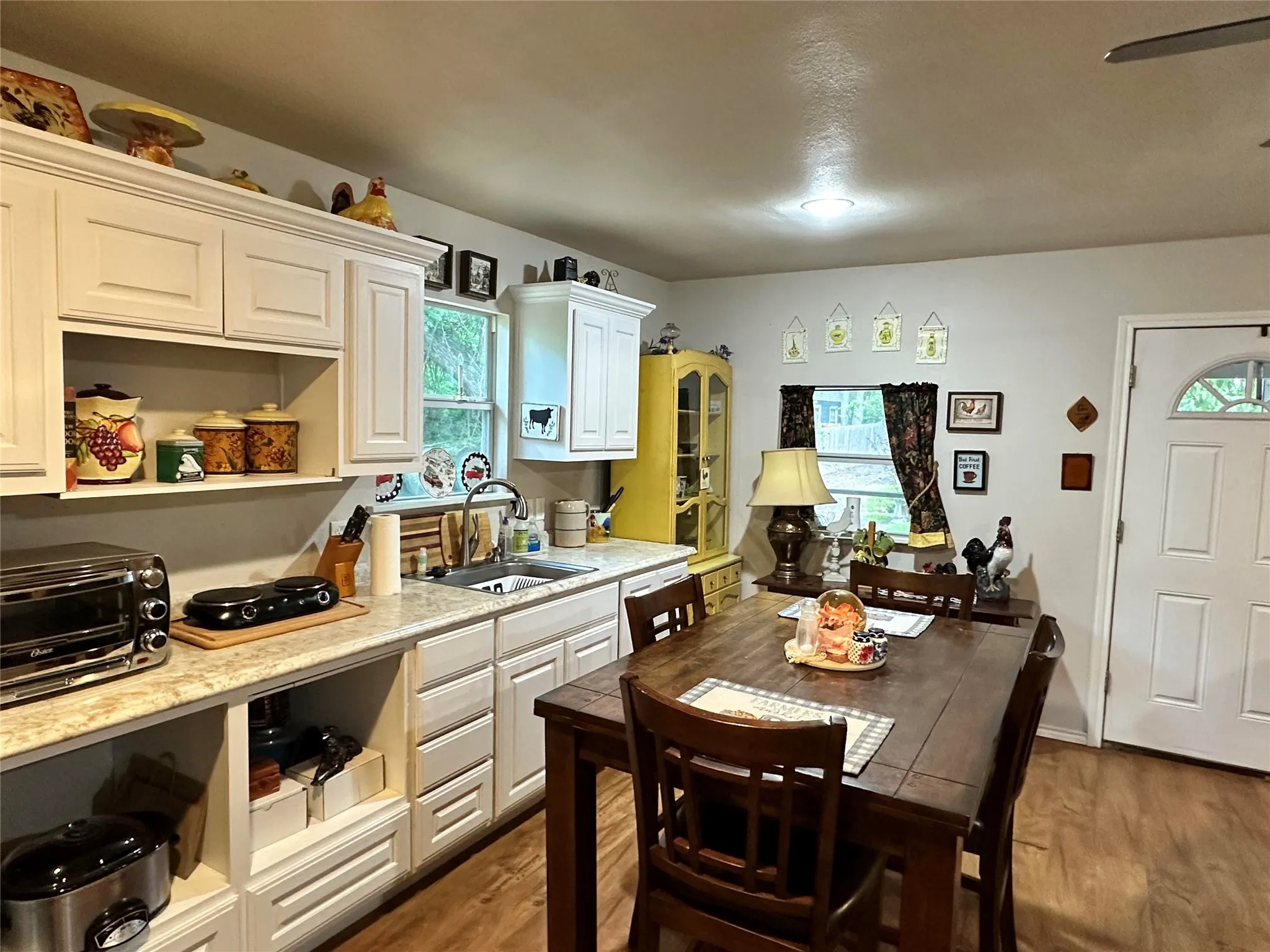 Single Family Residence For Rent in Wood County , 1035 N Johnson Street, Mineola, Texas 75773, 1 Bedroom, 1 Bathroom, Garage spaces, 570 Sqft, built in 2018, mls#21366193, Real Estate Agent in Mineola, Homes For Rent in Wood county, Homes For Rent in Mineola, Realtor in Mineola Texas, Real Estate Brokerage Independent Realty Texas, Luminita Cordes Realtor