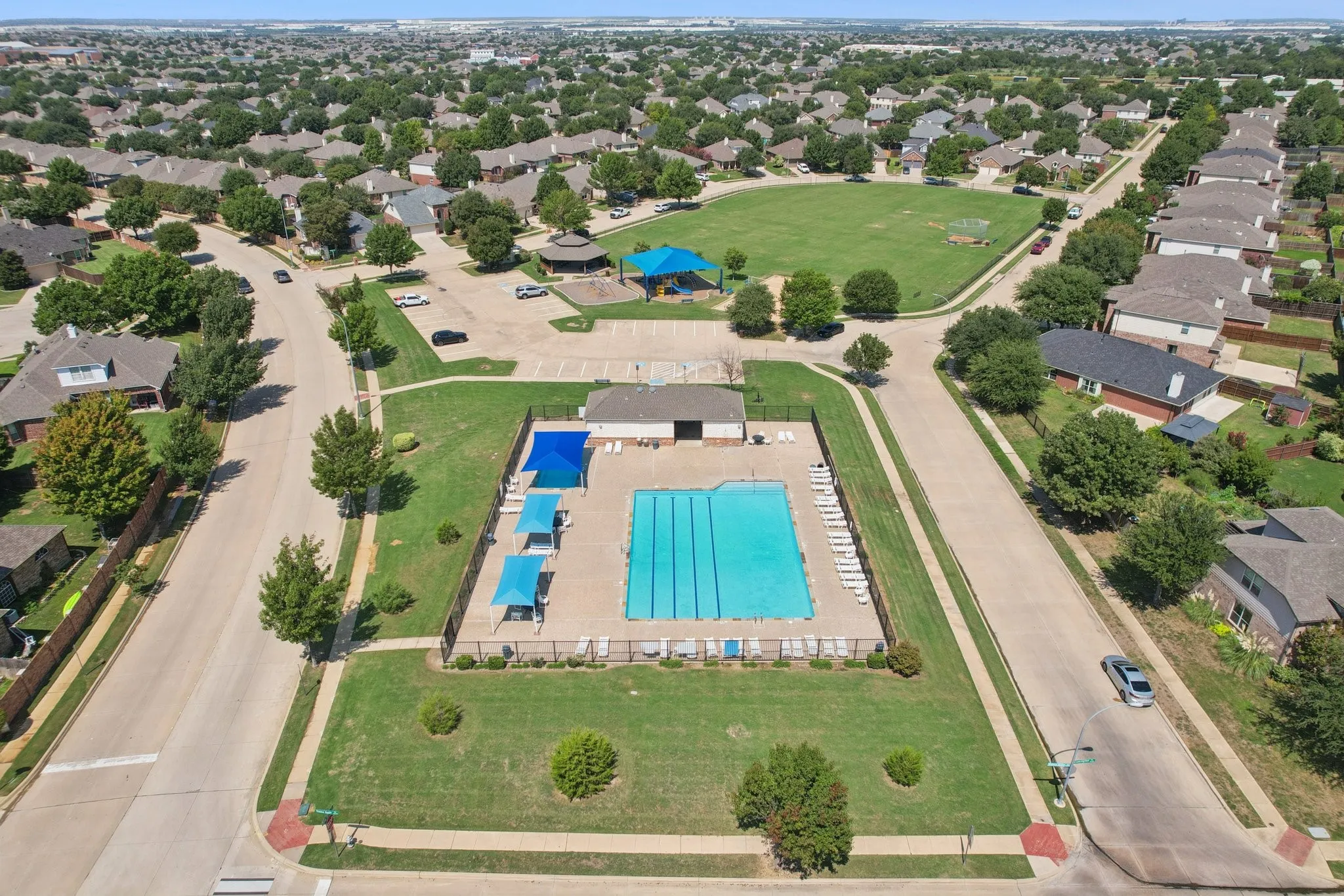 Single Family Residence For Sale in Tarrant County , 2868 Spotted Owl Drive, Fort Worth, Texas 76244, 4 Bedroom, 2 Bathroom, 2 Garage spaces, 1,904 Sqft, built in 2005, mls#21379072, Real Estate Agent in Fort Worth, Homes For Sale in Tarrant county, Homes For Sale in Fort Worth, Realtor in Fort Worth Texas, Real Estate Brokerage Independent Realty Texas, Luminita Cordes Realtor