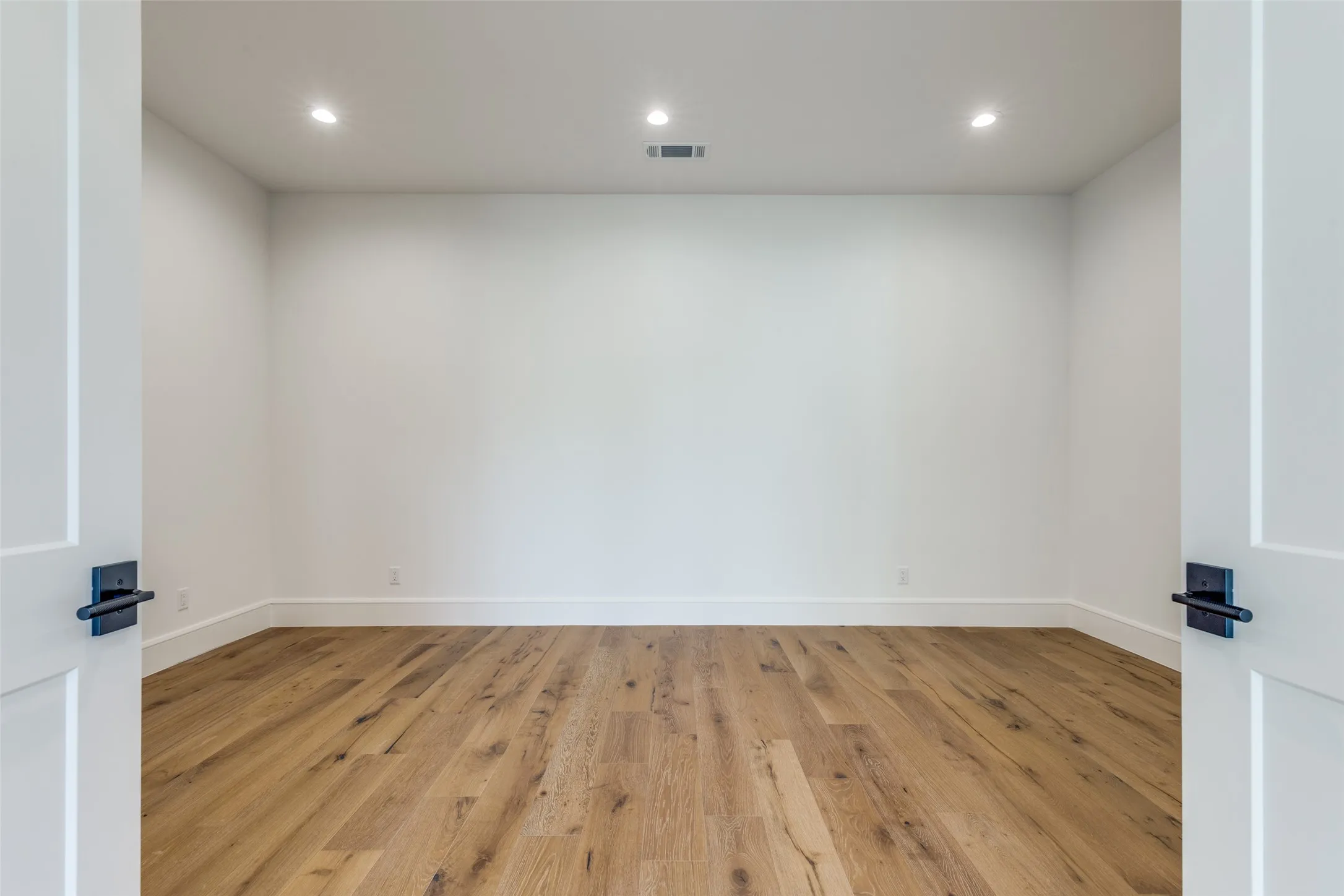 Single Family Residence For Sale in Dallas County , 5819 Del Roy Drive, Dallas, Texas 75230, 6 Bedroom, 8 Bathroom, 3 Garage spaces, 6,336 Sqft, built in 2026, mls#21383187, Real Estate Agent in Dallas, Homes For Sale in Dallas county, Homes For Sale in Dallas, Realtor in Dallas Texas, Real Estate Brokerage Independent Realty Texas, Luminita Cordes Realtor
