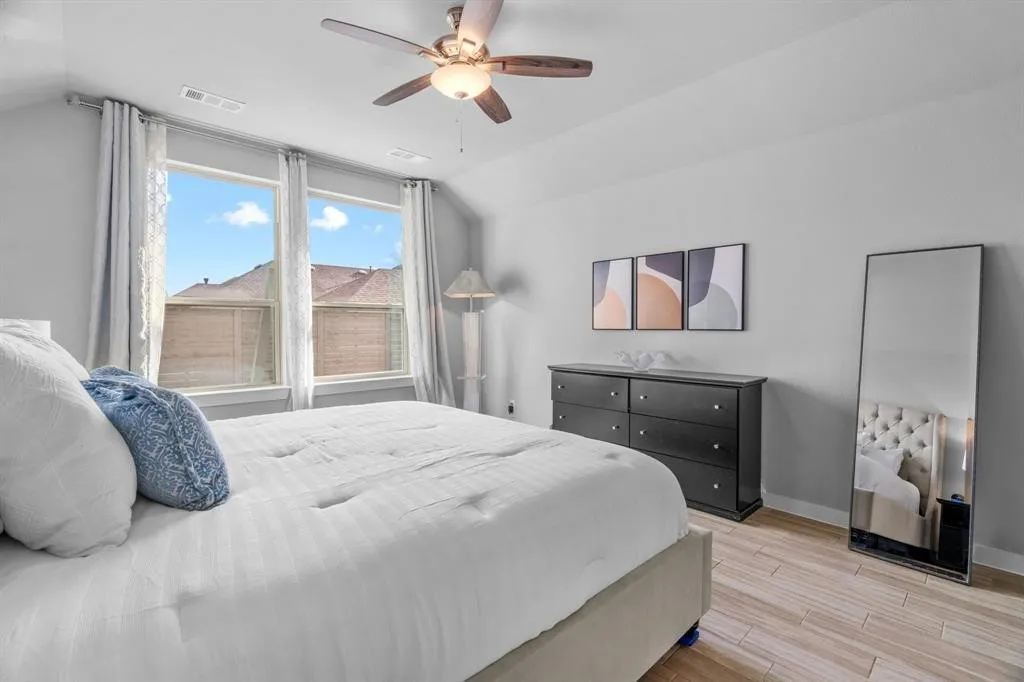 Single Family Residence For Rent in Denton County , 1821 Waxwing Trail, Argyle, Texas 76226, 4 Bedroom, 3 Bathroom, 2 Garage spaces, 2,208 Sqft, built in 2018, mls#21383797, Real Estate Agent in Argyle, Homes For Rent in Denton county, Homes For Rent in Argyle, Realtor in Argyle Texas, Real Estate Brokerage Independent Realty Texas, Luminita Cordes Realtor