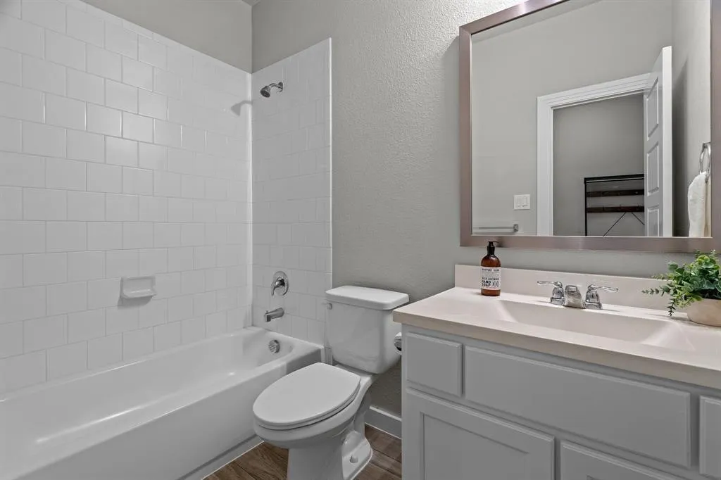 Single Family Residence For Rent in Denton County , 1821 Waxwing Trail, Argyle, Texas 76226, 4 Bedroom, 3 Bathroom, 2 Garage spaces, 2,208 Sqft, built in 2018, mls#21383797, Real Estate Agent in Argyle, Homes For Rent in Denton county, Homes For Rent in Argyle, Realtor in Argyle Texas, Real Estate Brokerage Independent Realty Texas, Luminita Cordes Realtor