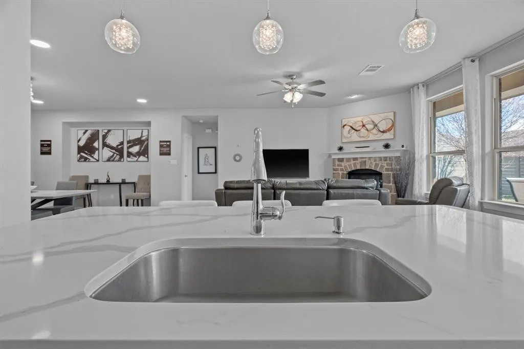 Single Family Residence For Rent in Denton County , 1821 Waxwing Trail, Argyle, Texas 76226, 4 Bedroom, 3 Bathroom, 2 Garage spaces, 2,208 Sqft, built in 2018, mls#21383797, Real Estate Agent in Argyle, Homes For Rent in Denton county, Homes For Rent in Argyle, Realtor in Argyle Texas, Real Estate Brokerage Independent Realty Texas, Luminita Cordes Realtor