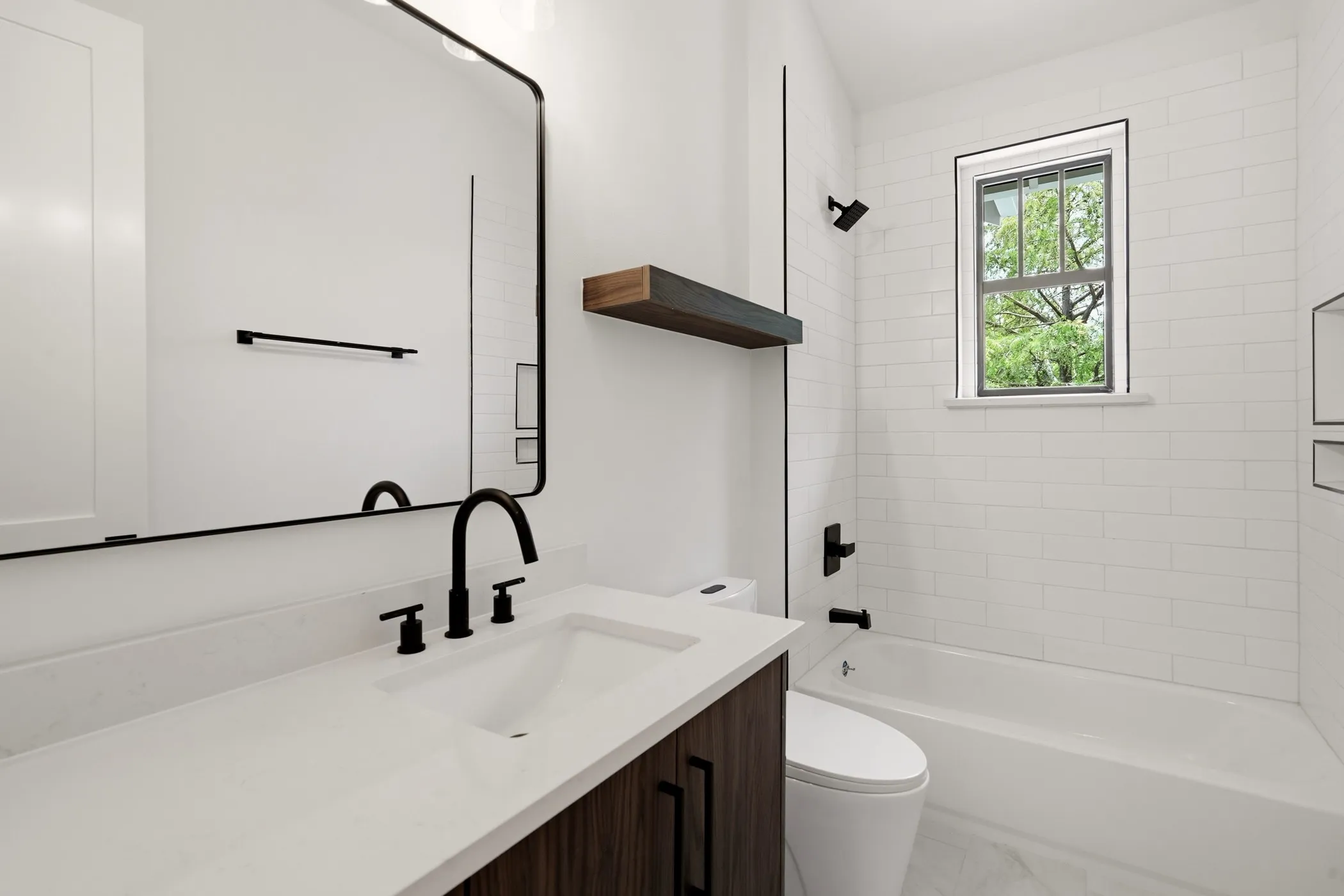 Single Family Residence For Rent in Dallas County , 5449 Goodwin Avenue, Dallas, Texas 75206, 5 Bedroom, 5 Bathroom, 2 Garage spaces, 4,055 Sqft, built in 2026, mls#21381044, Real Estate Agent in Dallas, Homes For Rent in Dallas county, Homes For Rent in Dallas, Realtor in Dallas Texas, Real Estate Brokerage Independent Realty Texas, Luminita Cordes Realtor