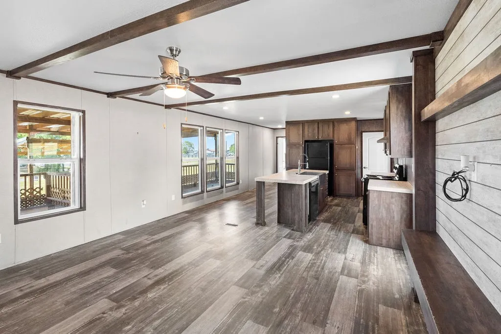 Single Family Residence For Sale in Wood County , 244 Comanche, Quitman, Texas 75783, 2 Bedroom, 2 Bathroom, Garage spaces, 1,088 Sqft, built in 2023, mls#21383524, Real Estate Agent in Quitman, Homes For Sale in Wood county, Homes For Sale in Quitman, Realtor in Quitman Texas, Real Estate Brokerage Independent Realty Texas, Luminita Cordes Realtor