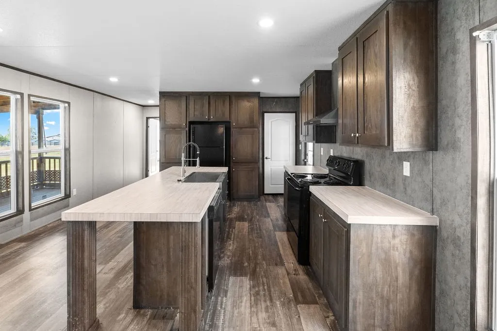 Single Family Residence For Sale in Wood County , 244 Comanche, Quitman, Texas 75783, 2 Bedroom, 2 Bathroom, Garage spaces, 1,088 Sqft, built in 2023, mls#21383524, Real Estate Agent in Quitman, Homes For Sale in Wood county, Homes For Sale in Quitman, Realtor in Quitman Texas, Real Estate Brokerage Independent Realty Texas, Luminita Cordes Realtor