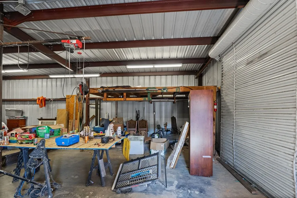 Single Family Residence For Sale in Wood County , 244 Comanche, Quitman, Texas 75783, 2 Bedroom, 2 Bathroom, Garage spaces, 1,088 Sqft, built in 2023, mls#21383524, Real Estate Agent in Quitman, Homes For Sale in Wood county, Homes For Sale in Quitman, Realtor in Quitman Texas, Real Estate Brokerage Independent Realty Texas, Luminita Cordes Realtor