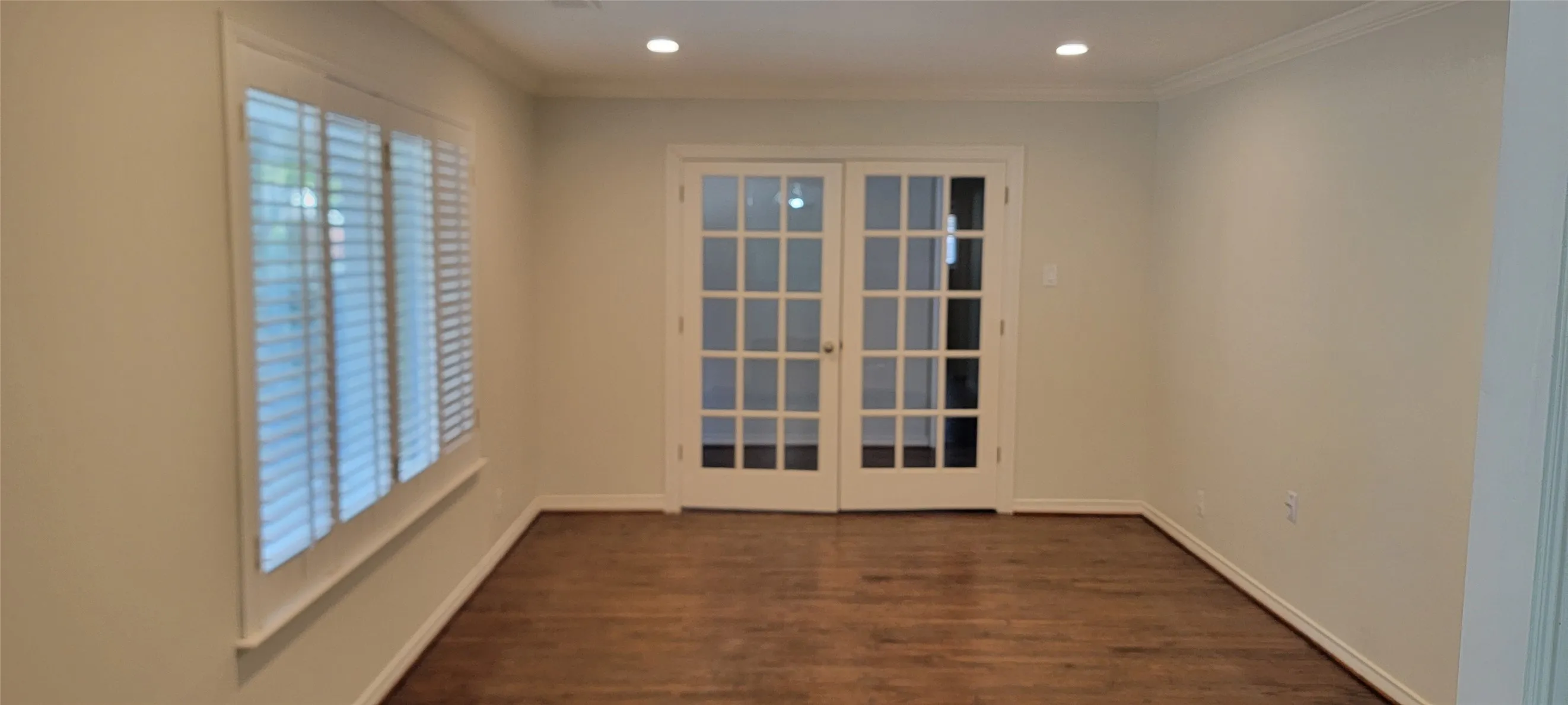 Single Family Residence For Rent in Dallas County , 4930 Sugar Mill Road, Dallas, Texas 75244, 4 Bedroom, 3 Bathroom, 2 Garage spaces, 2,429 Sqft, built in 1965, mls#21383809, Real Estate Agent in Dallas, Homes For Rent in Dallas county, Homes For Rent in Dallas, Realtor in Dallas Texas, Real Estate Brokerage Independent Realty Texas, Luminita Cordes Realtor