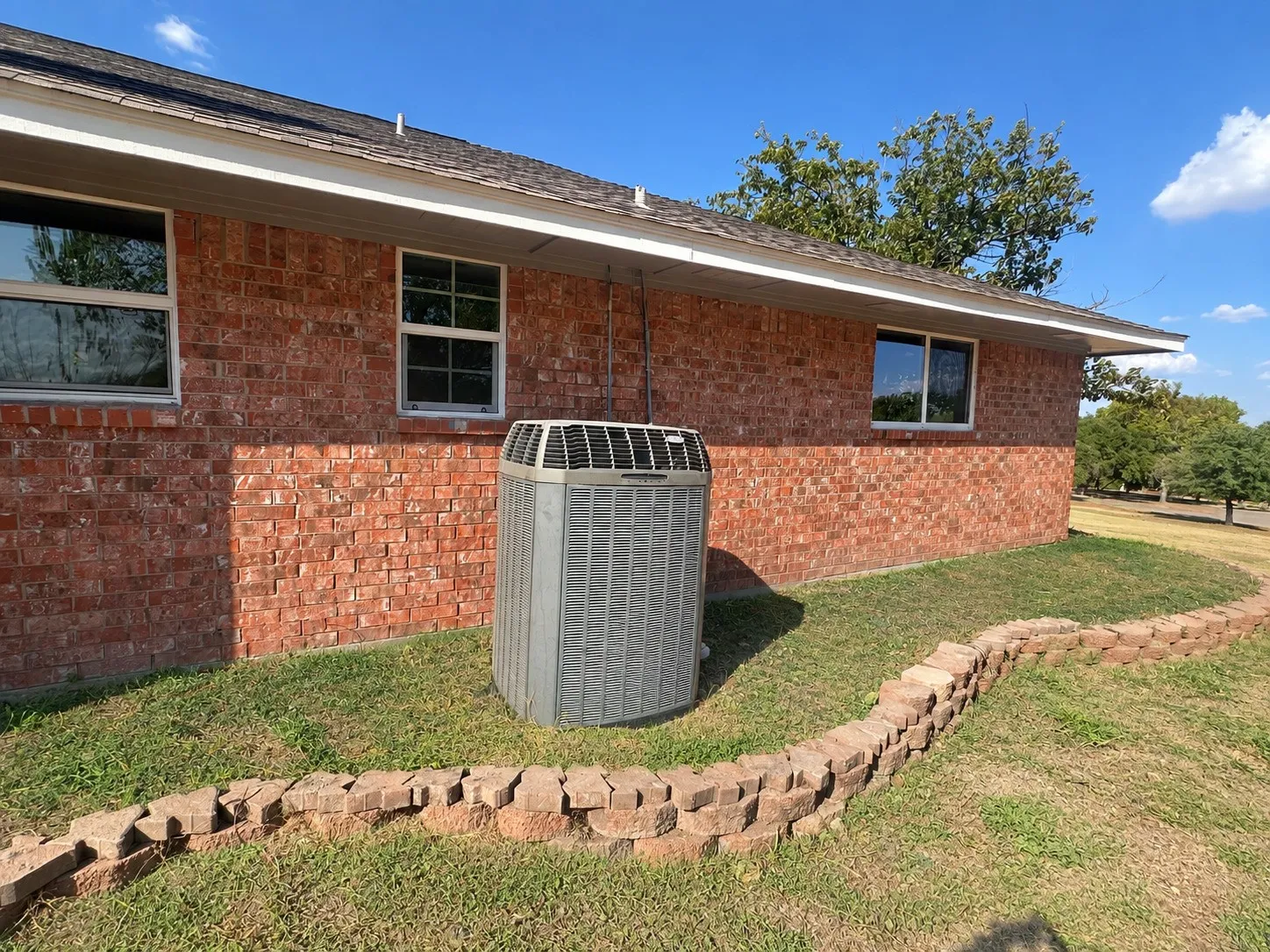 Single Family Residence For Sale in Collin County , 2406 County Road 852, Mc Kinney, Texas 75071, 4 Bedroom, 4 Bathroom, 3 Garage spaces, 3,246 Sqft, built in 1978, mls#21376354, Real Estate Agent in Mc Kinney, Homes For Sale in Collin county, Homes For Sale in Mc Kinney, Realtor in Mc Kinney Texas, Real Estate Brokerage Independent Realty Texas, Luminita Cordes Realtor