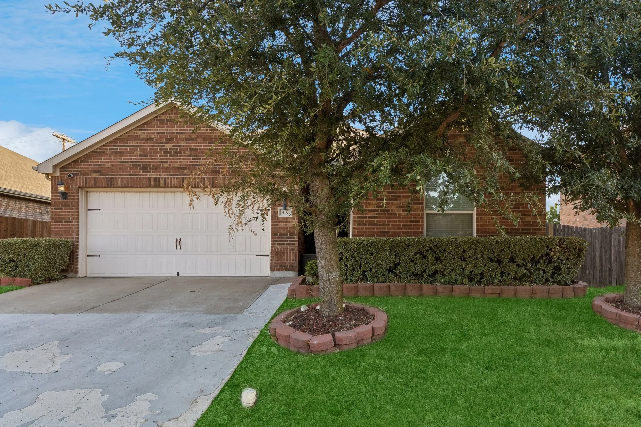 Single Family Residence For Sale in Tarrant County , 437 Buoy Drive, Crowley, Texas 76036, 3 Bedroom, 2 Bathroom, 2 Garage spaces, 1,630 Sqft, built in 2013, mls#21383812, Real Estate Agent in Crowley, Homes For Sale in Tarrant county, Homes For Sale in Crowley, Realtor in Crowley Texas, Real Estate Brokerage Independent Realty Texas, Luminita Cordes Realtor