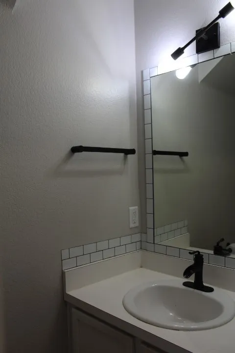Single Family Residence For Sale in Denton County , 4601 Napa Valley Drive, Denton, Texas 76226, 4 Bedroom, 3 Bathroom, 2 Garage spaces, 2,105 Sqft, built in 2004, mls#21379293, Real Estate Agent in Denton, Homes For Sale in Denton county, Homes For Sale in Denton, Realtor in Denton Texas, Real Estate Brokerage Independent Realty Texas, Luminita Cordes Realtor