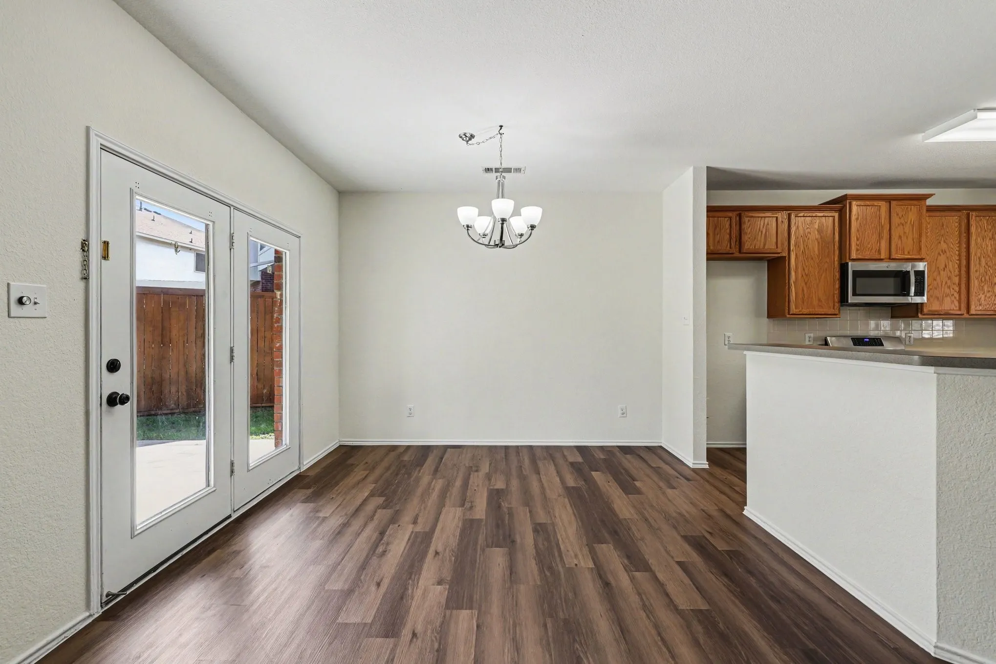 Single Family Residence For Sale in Dallas County , 5506 San Marino Drive, Rowlett, Texas 75089, 4 Bedroom, 3 Bathroom, 2 Garage spaces, 3,130 Sqft, built in 2004, mls#21383204, Real Estate Agent in Rowlett, Homes For Sale in Dallas county, Homes For Sale in Rowlett, Realtor in Rowlett Texas, Real Estate Brokerage Independent Realty Texas, Luminita Cordes Realtor
