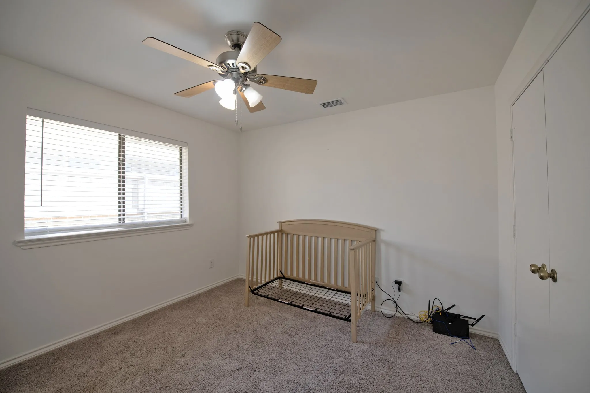 Single Family Residence For Sale in Denton County , 1010 Magnolia Drive, Carrollton, Texas 75007, 4 Bedroom, 3 Bathroom, 2 Garage spaces, 2,279 Sqft, built in 1984, mls#21383820, Real Estate Agent in Carrollton, Homes For Sale in Denton county, Homes For Sale in Carrollton, Realtor in Carrollton Texas, Real Estate Brokerage Independent Realty Texas, Luminita Cordes Realtor