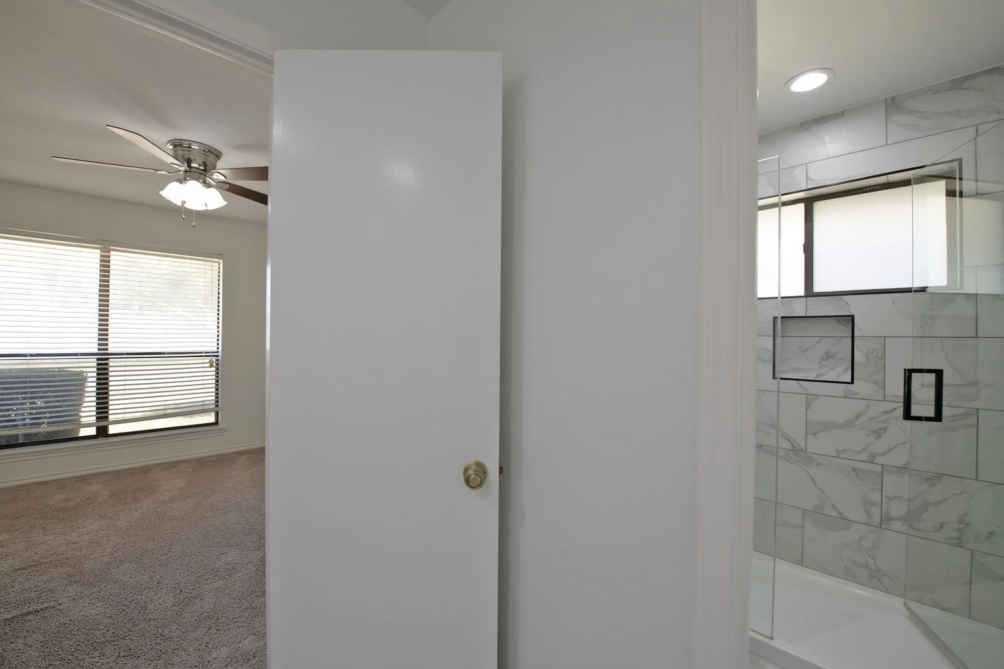 Single Family Residence For Sale in Denton County , 1010 Magnolia Drive, Carrollton, Texas 75007, 4 Bedroom, 3 Bathroom, 2 Garage spaces, 2,279 Sqft, built in 1984, mls#21383820, Real Estate Agent in Carrollton, Homes For Sale in Denton county, Homes For Sale in Carrollton, Realtor in Carrollton Texas, Real Estate Brokerage Independent Realty Texas, Luminita Cordes Realtor